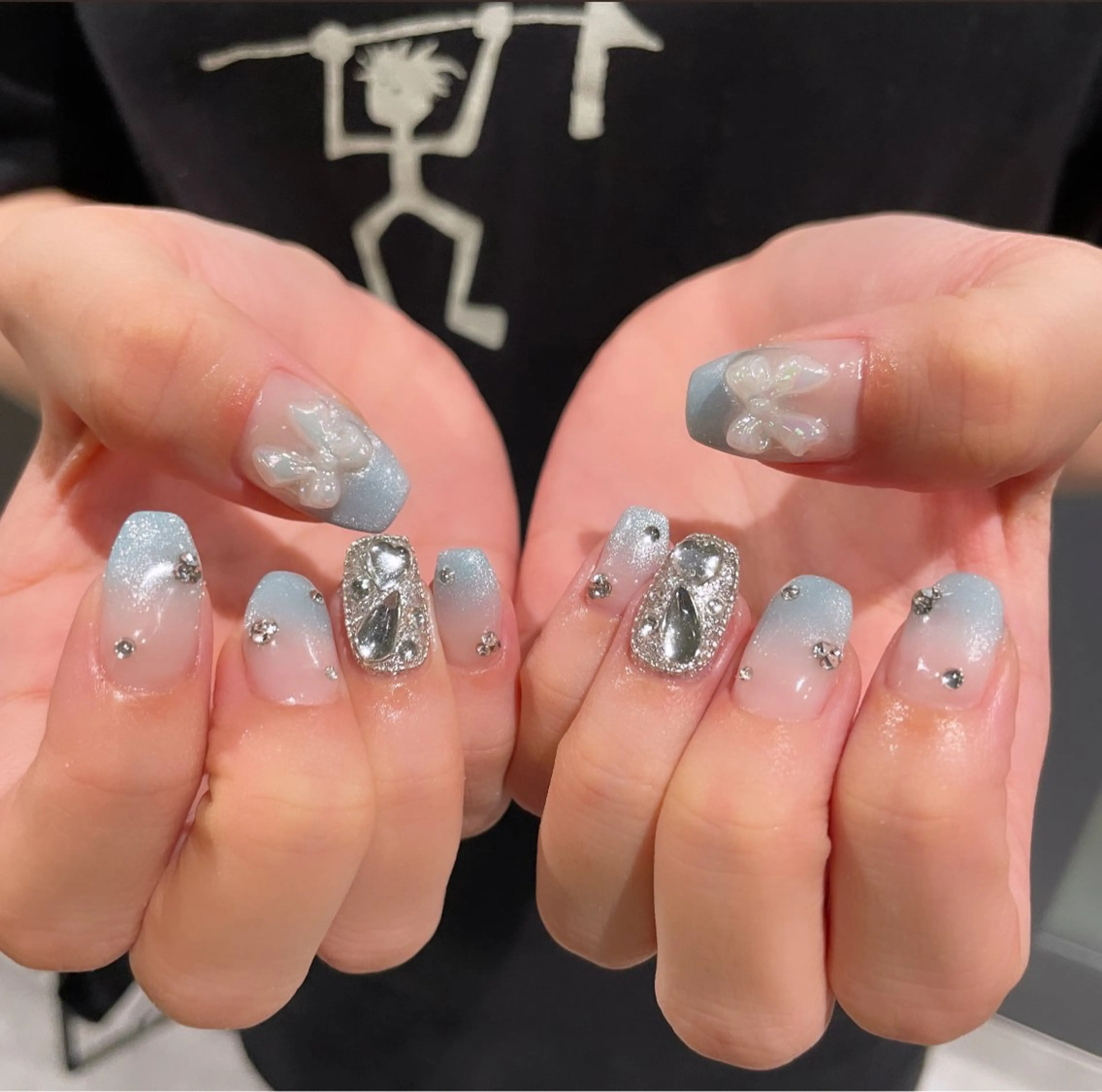 ネイル 🎀藤沢ガーリーネイ ル/長さ出し🎀のネイルデザイン