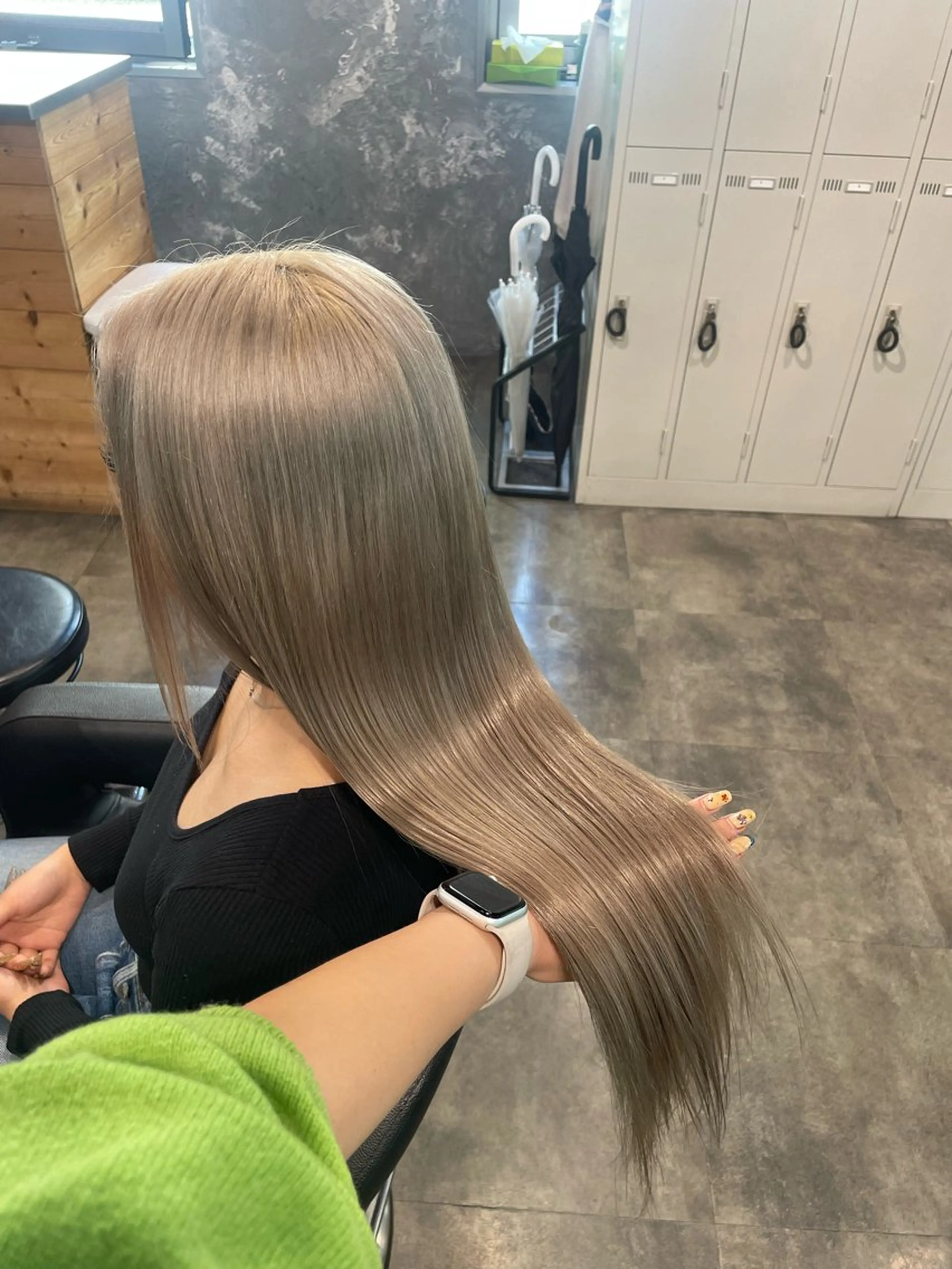 ロング カラー ヘアカラー ハイトーン 横浜💞ミオのヘアスタイル