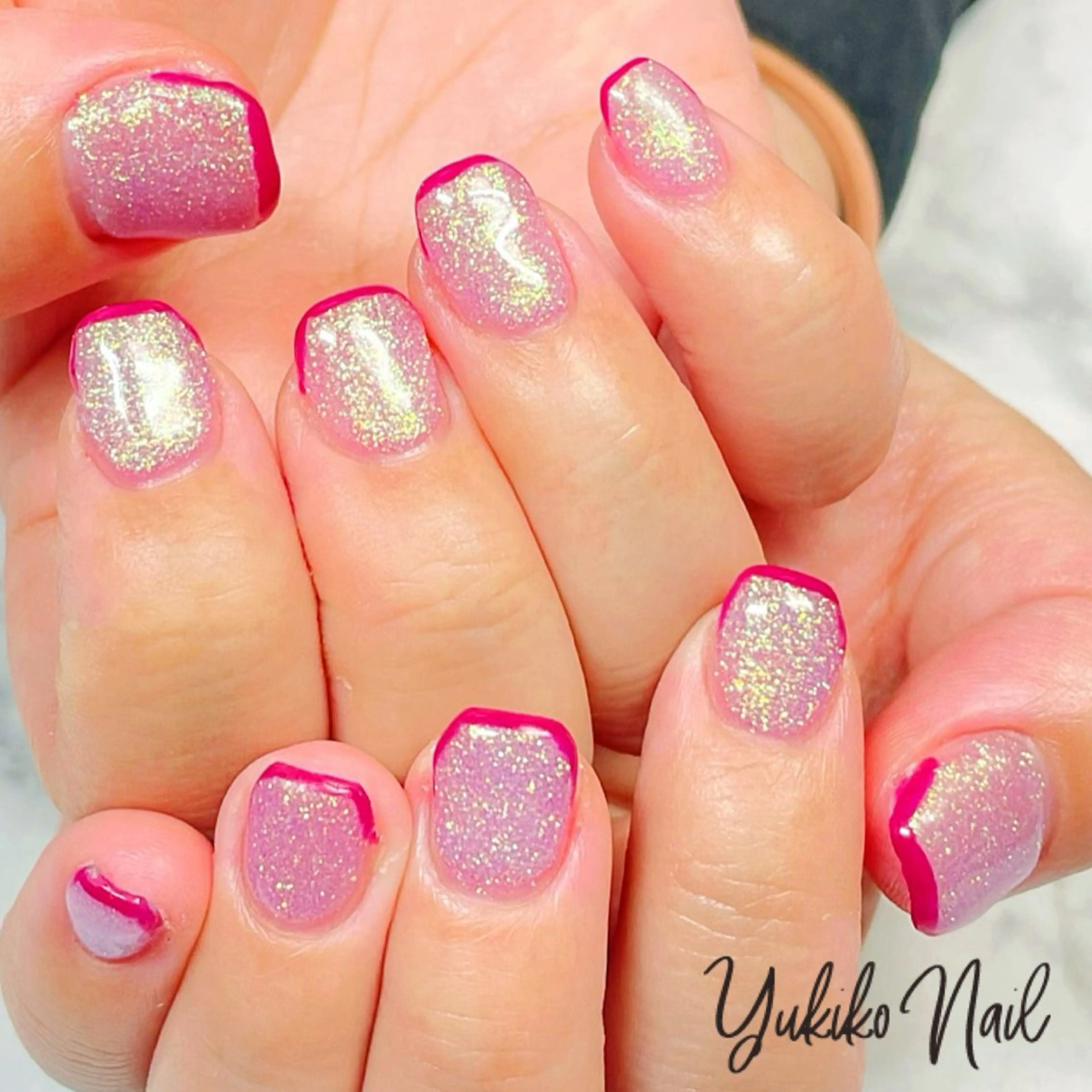 ネイル フレンチネイル キラキラネイル ラメ(グリッター) ハンドネイル ユキコ ネイルのネイルデザイン