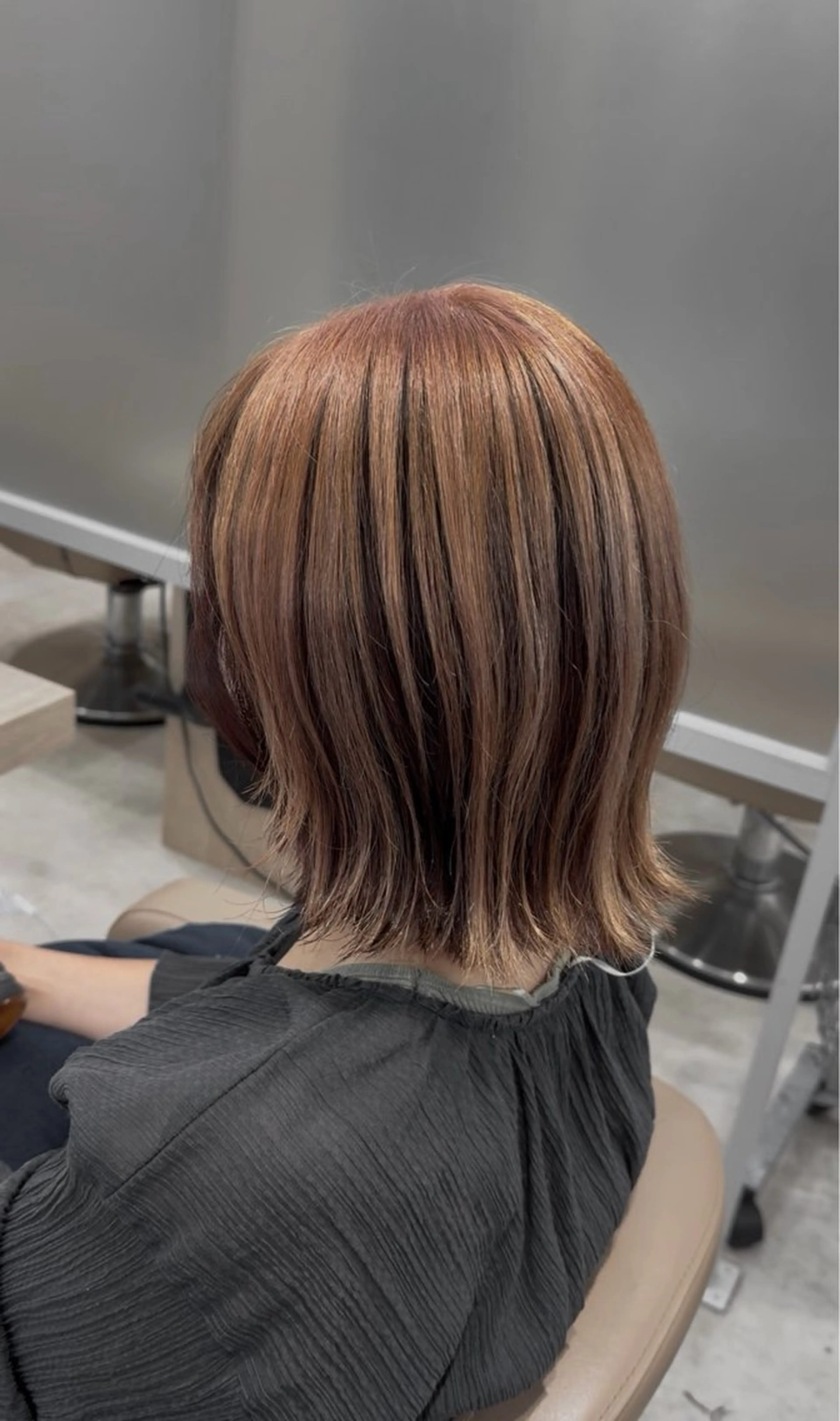 ミディアム カラー ベージュカラー ピンクカラー ピンクベージュ カット ヘアカラー トリートメント EARTH菊名店👾 ひらのすぐるのヘアスタイル