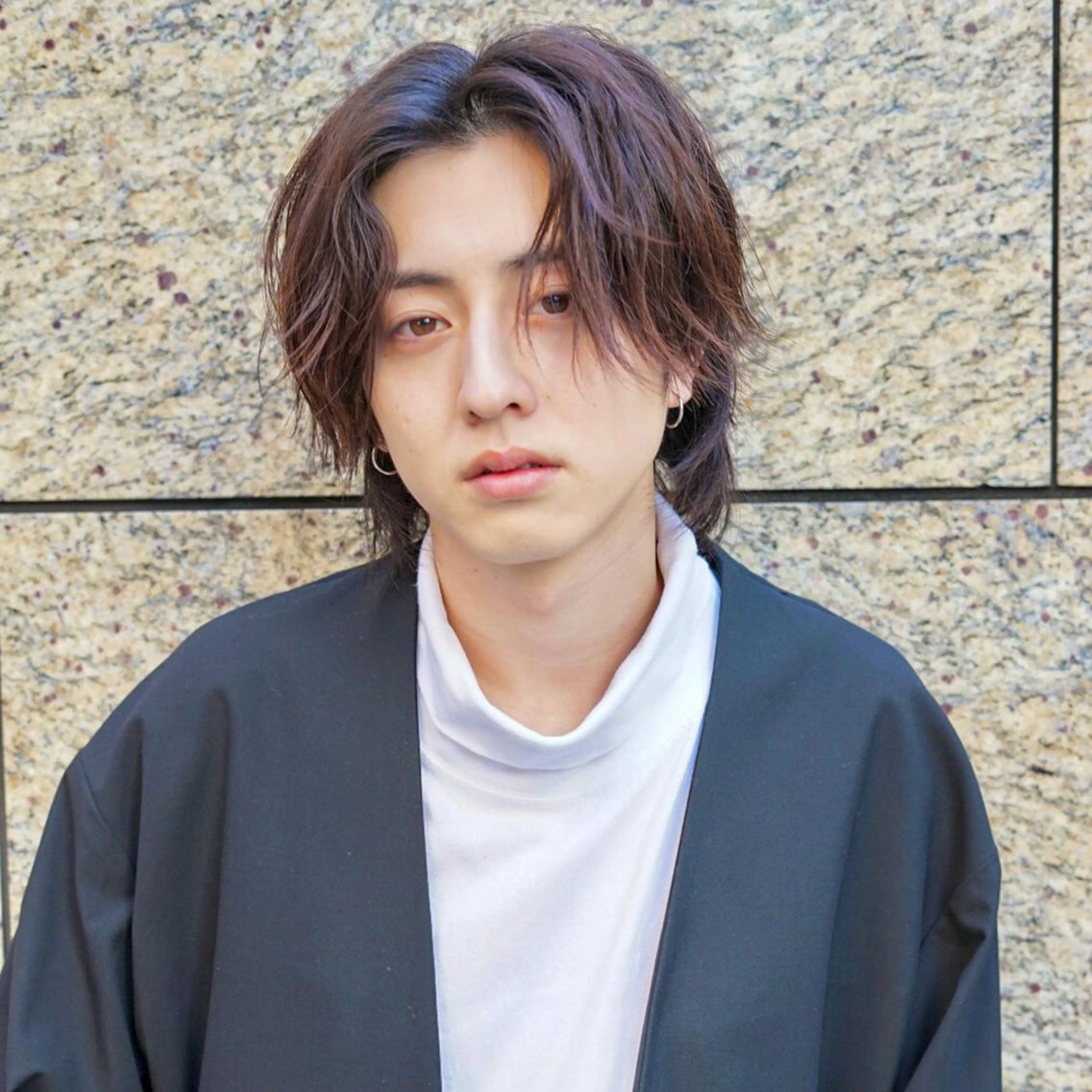 ショート カラー メンズ センターパート カット ヘアカラー メンズカット曲がる 縮毛矯正佐々木タクマのヘアスタイル