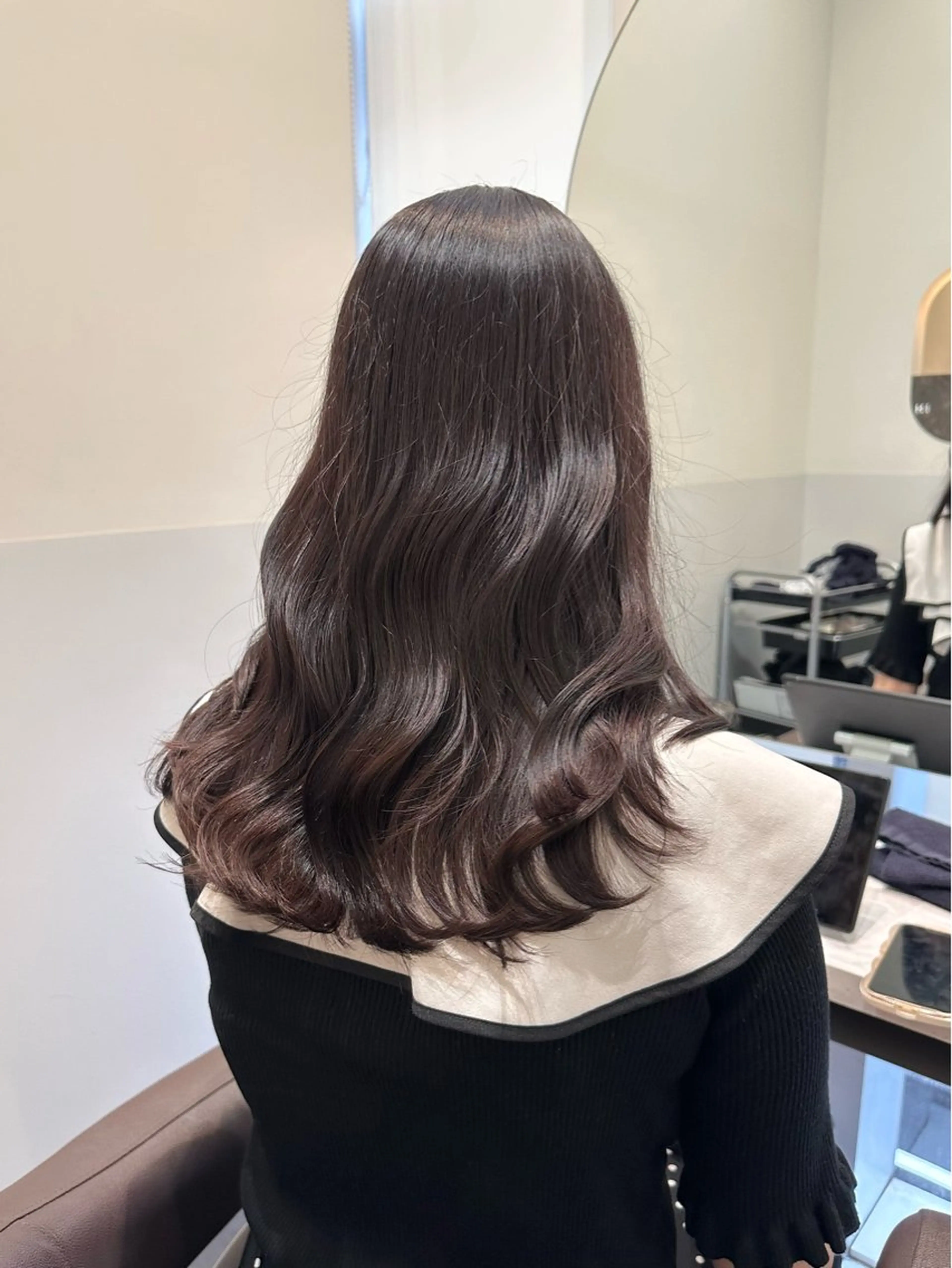 ロング カラー ブリーチ グレージュ ラベンダーカラー ラベンダーグレージュ ラベンダーグレー カット ヘアカラー トリートメント LUMO所属・矢野 晃平のヘアスタイル