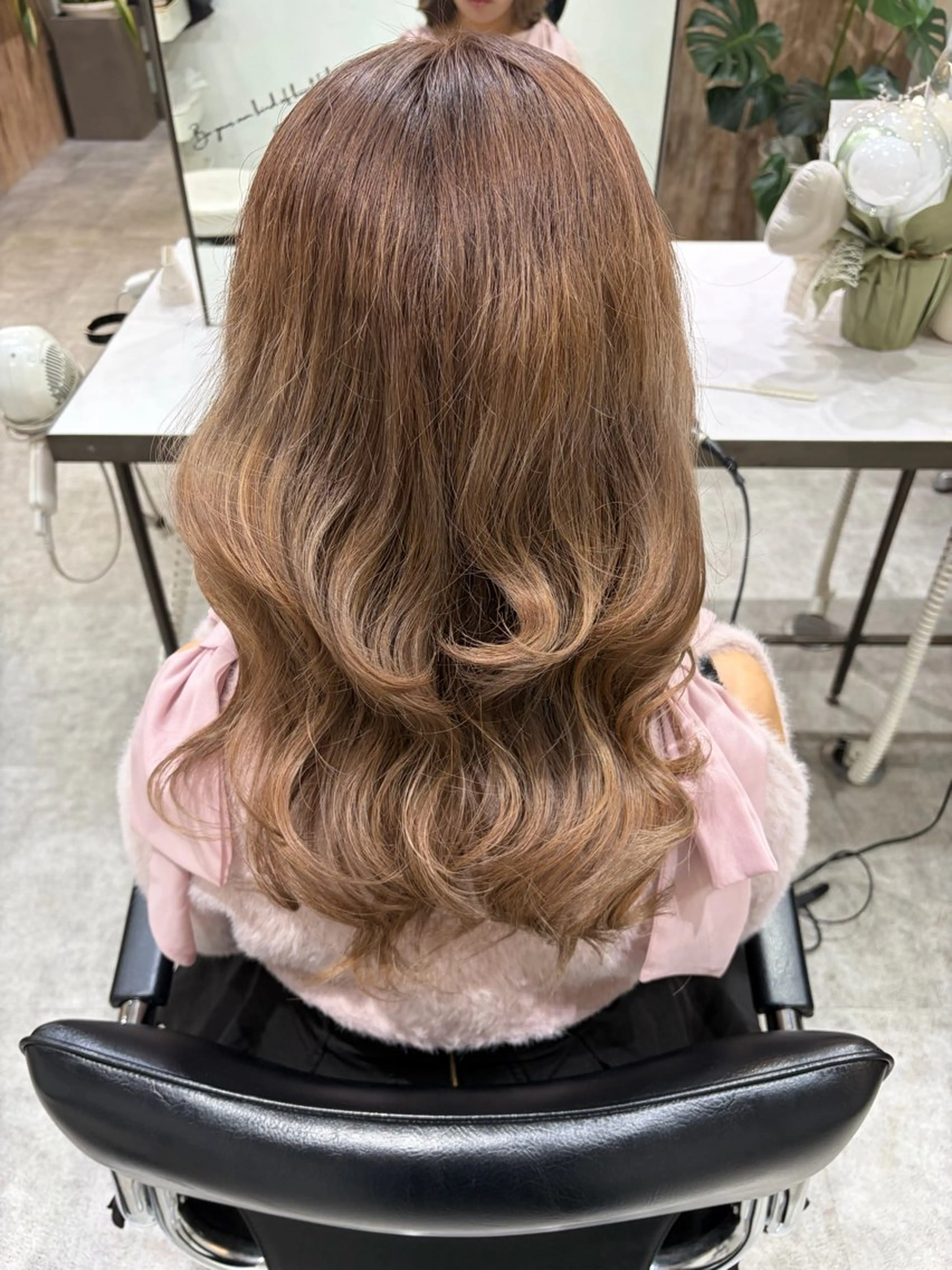 ヘアアレンジ Aika LA.MIUのヘアスタイル