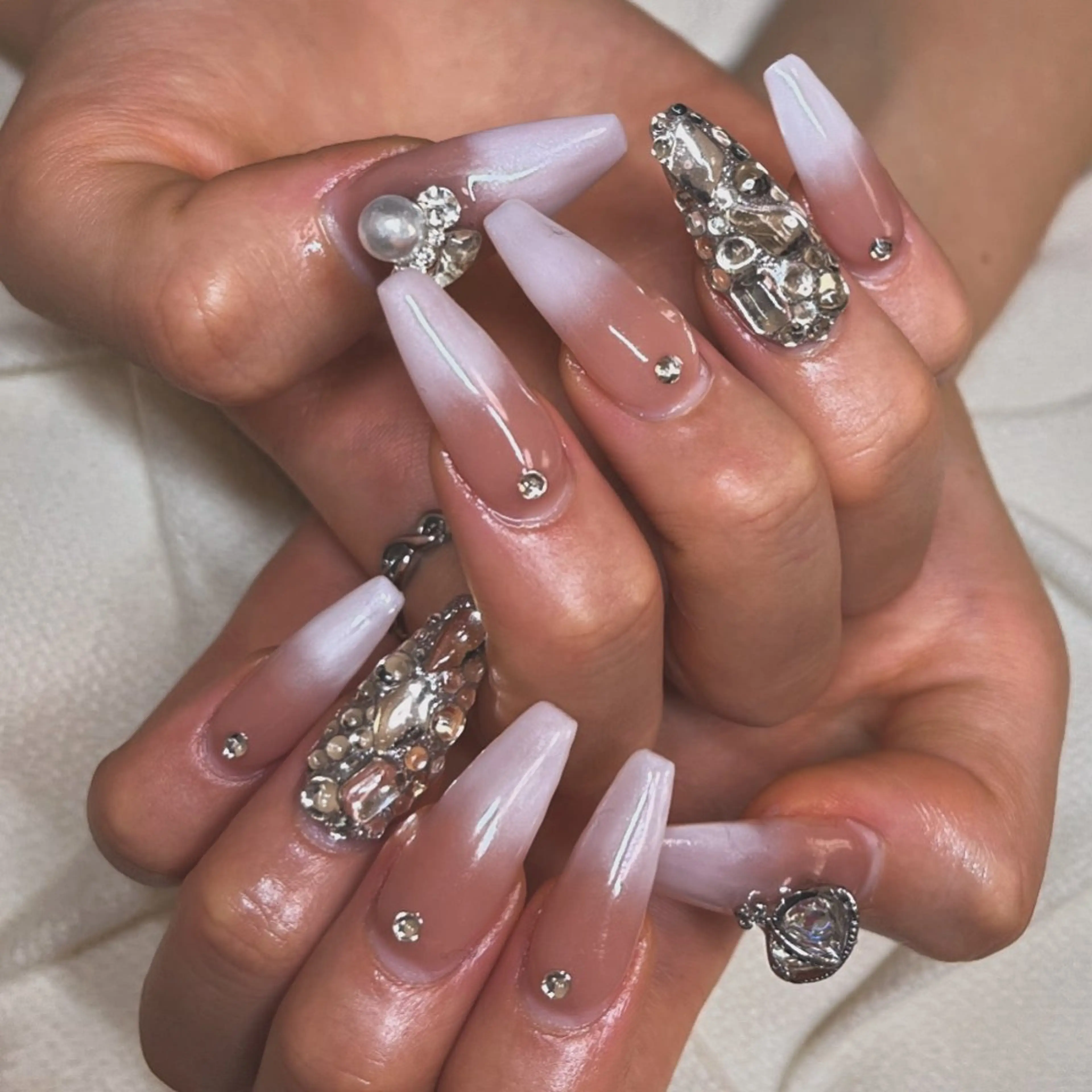 ネイル ハンドネイル nail.salon .Reversalのネイルデザイン