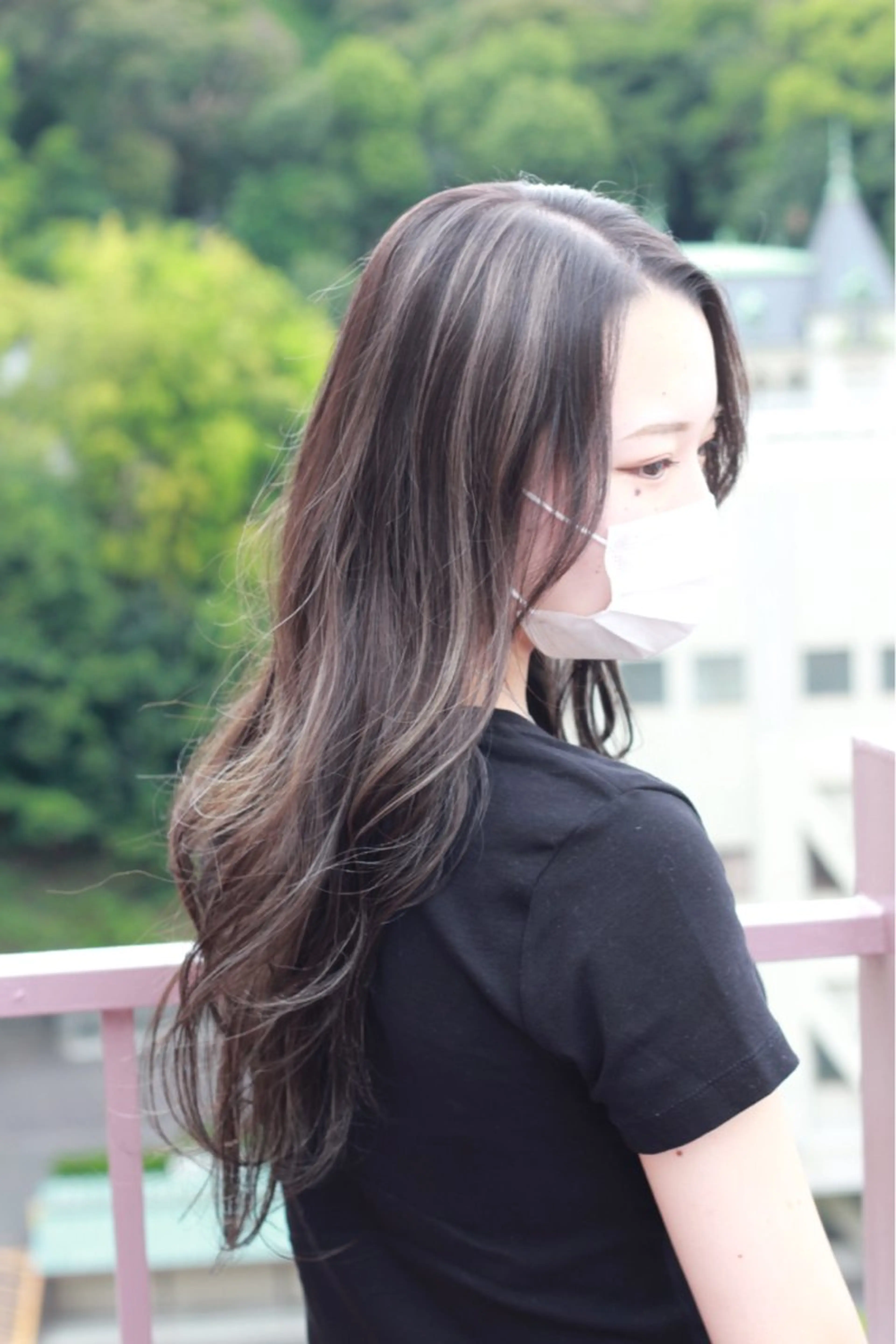 ロング カラー グレージュ ハイライトカラー ハイライト ヘアカラー Viage （ビアージュ）のヘアスタイル