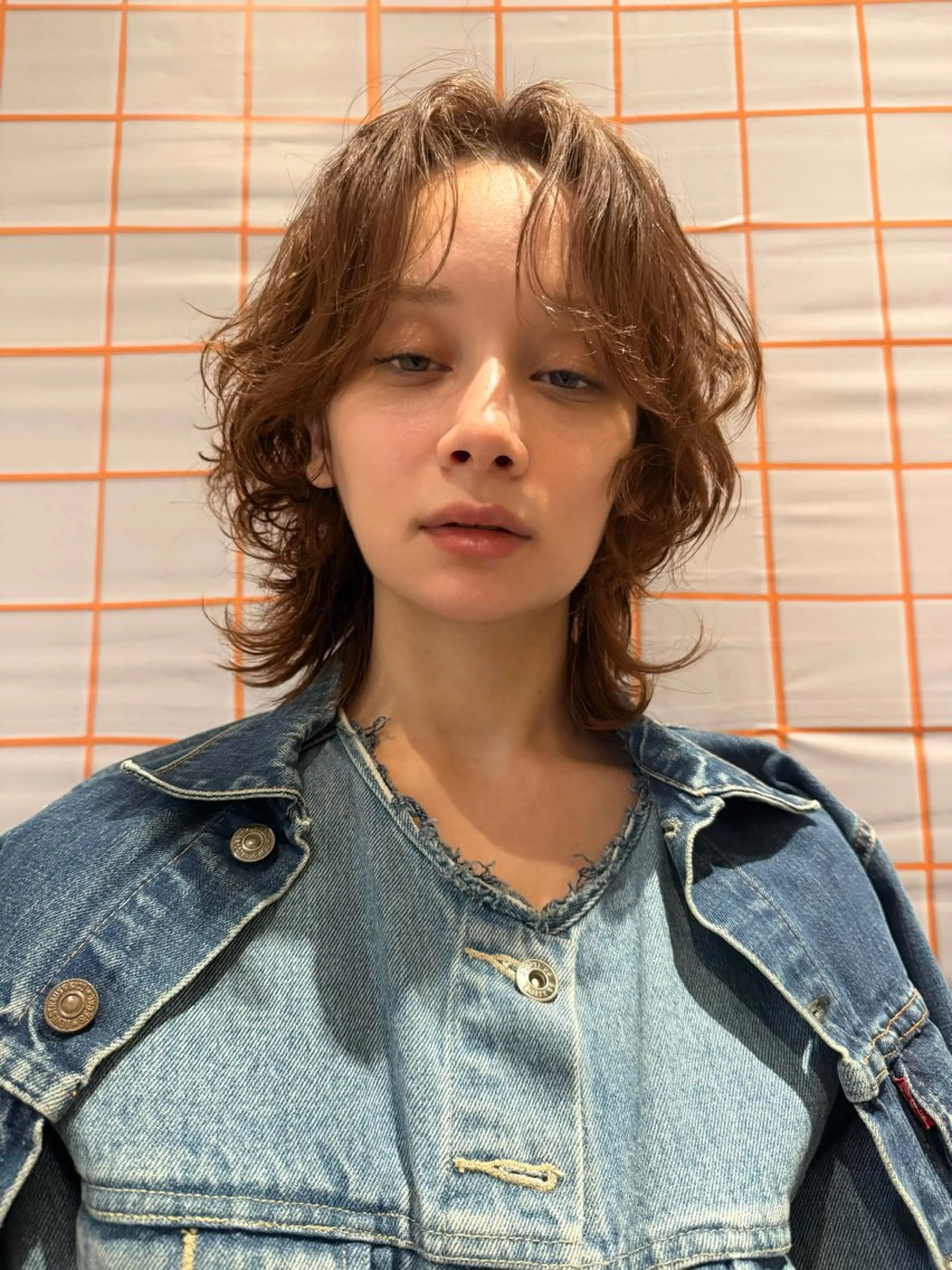 ミディアム パーマ カット ヘアカラー トリートメント belle   表参道　terrace所属・抜きっぱなしブロンド /ハイトーン/カナタのヘアスタイル