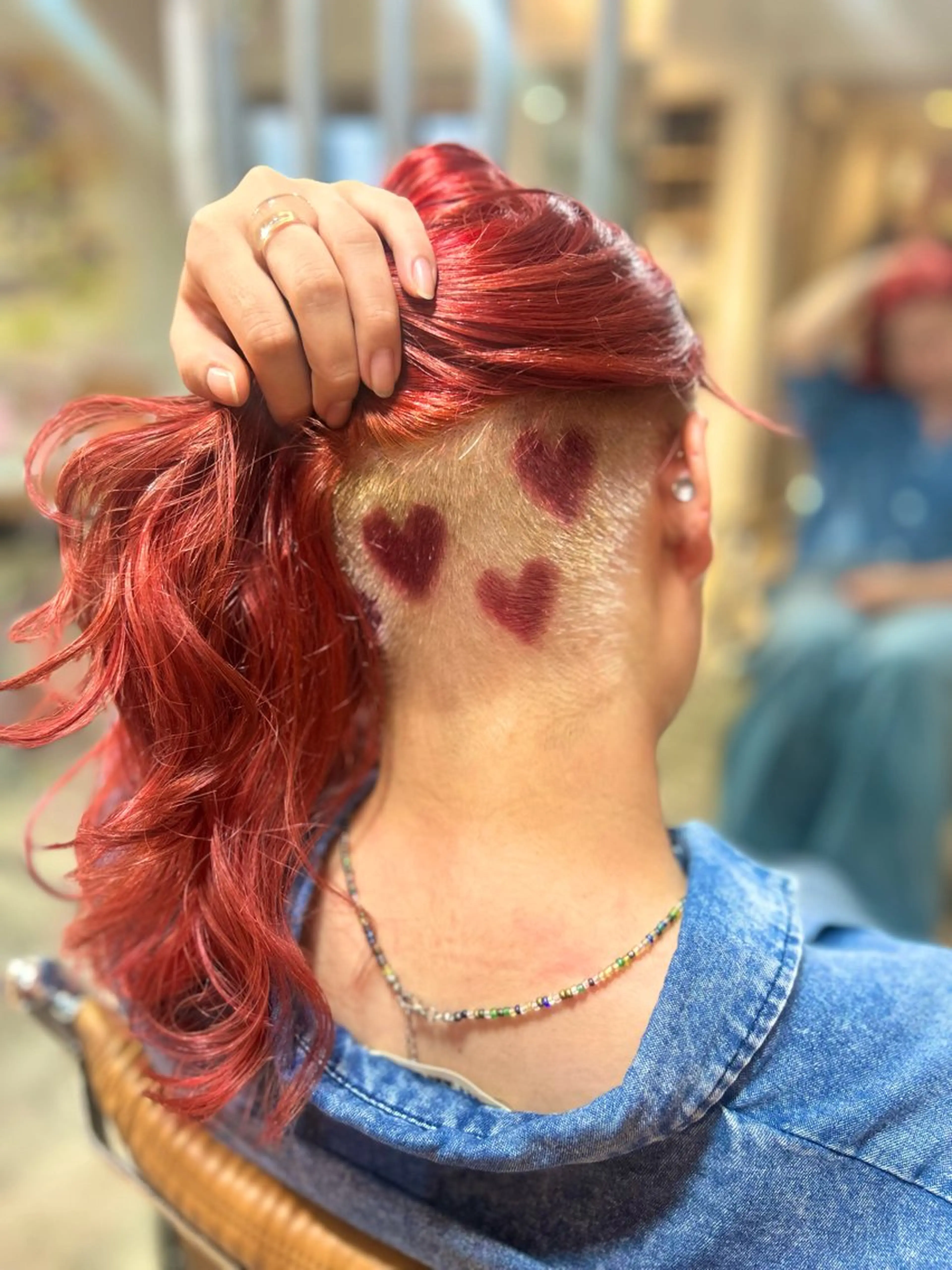 セミロング ヘアカラー 🤎指名No.1ハイ トーン🤎日向花🤎のヘアスタイル