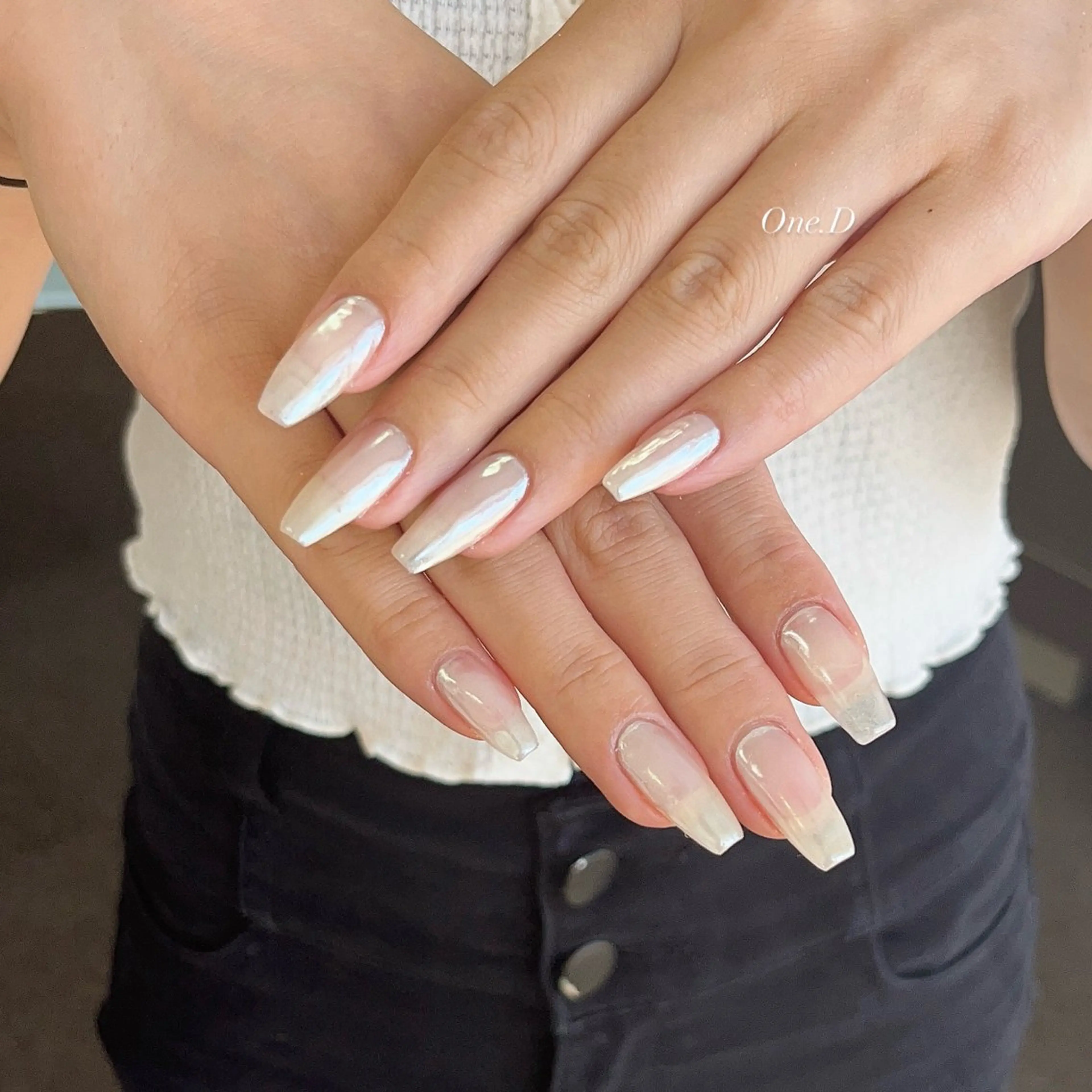 ネイル ミラーネイル ホワイト ハンドネイル One.D ネイル×エステのネイルデザイン