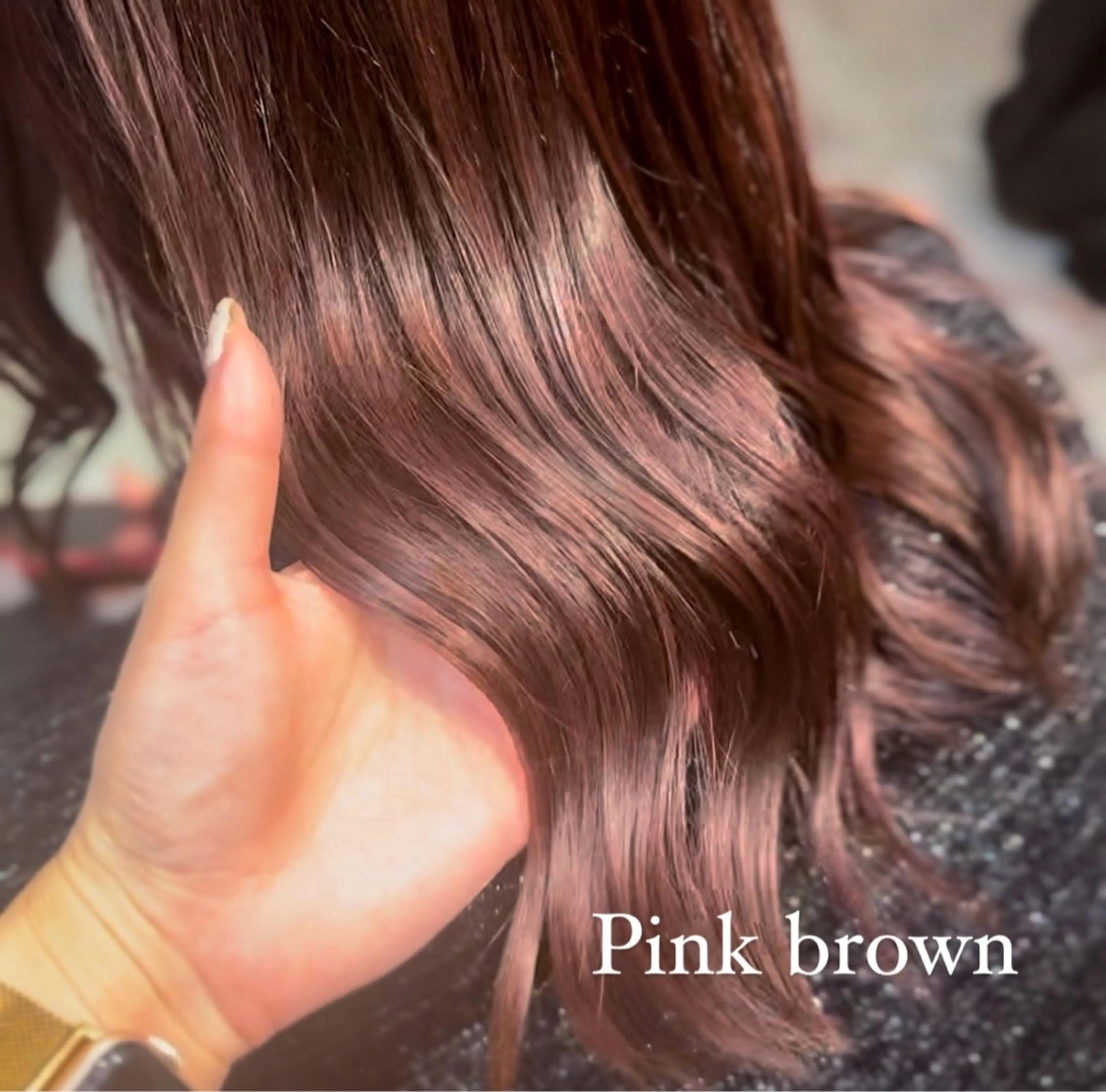 ミディアム カラー ブリーチ ブラウンカラー ブリーチなしカラー ピンクカラー ピンクブラウン カット ヘアカラー Fuu.by lupine所属・本日空きあり 🌟misatoのヘアスタイル