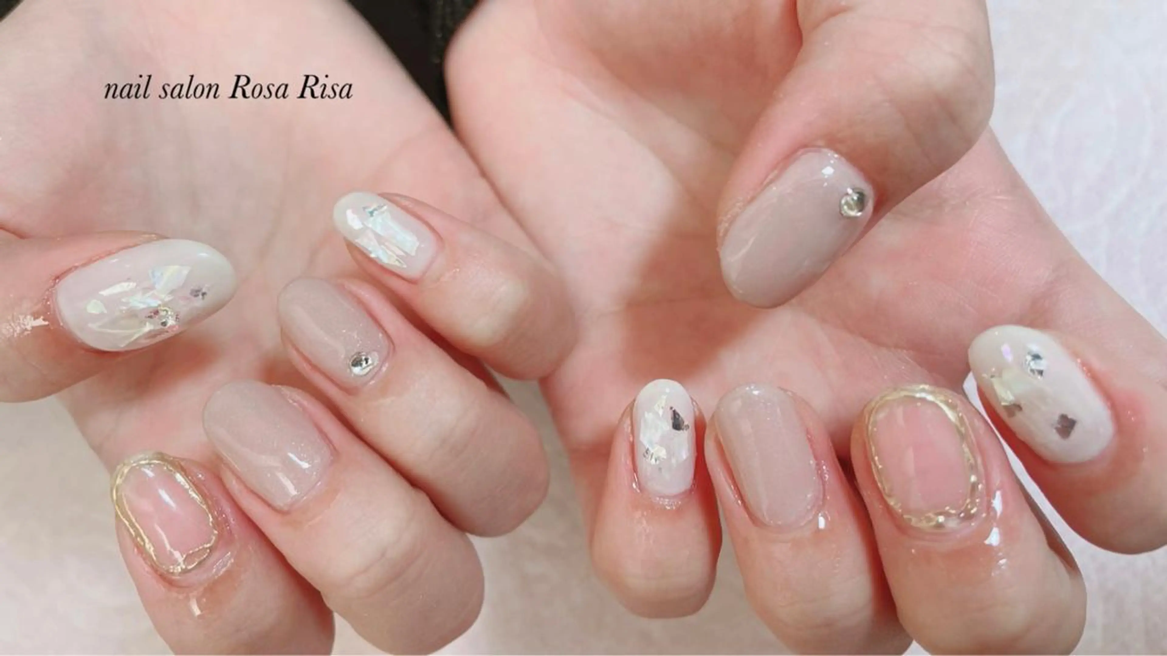 ミディアム アイブロウ ハンドネイル ネイルスタジオ シェイクユアハンズのネイルデザイン