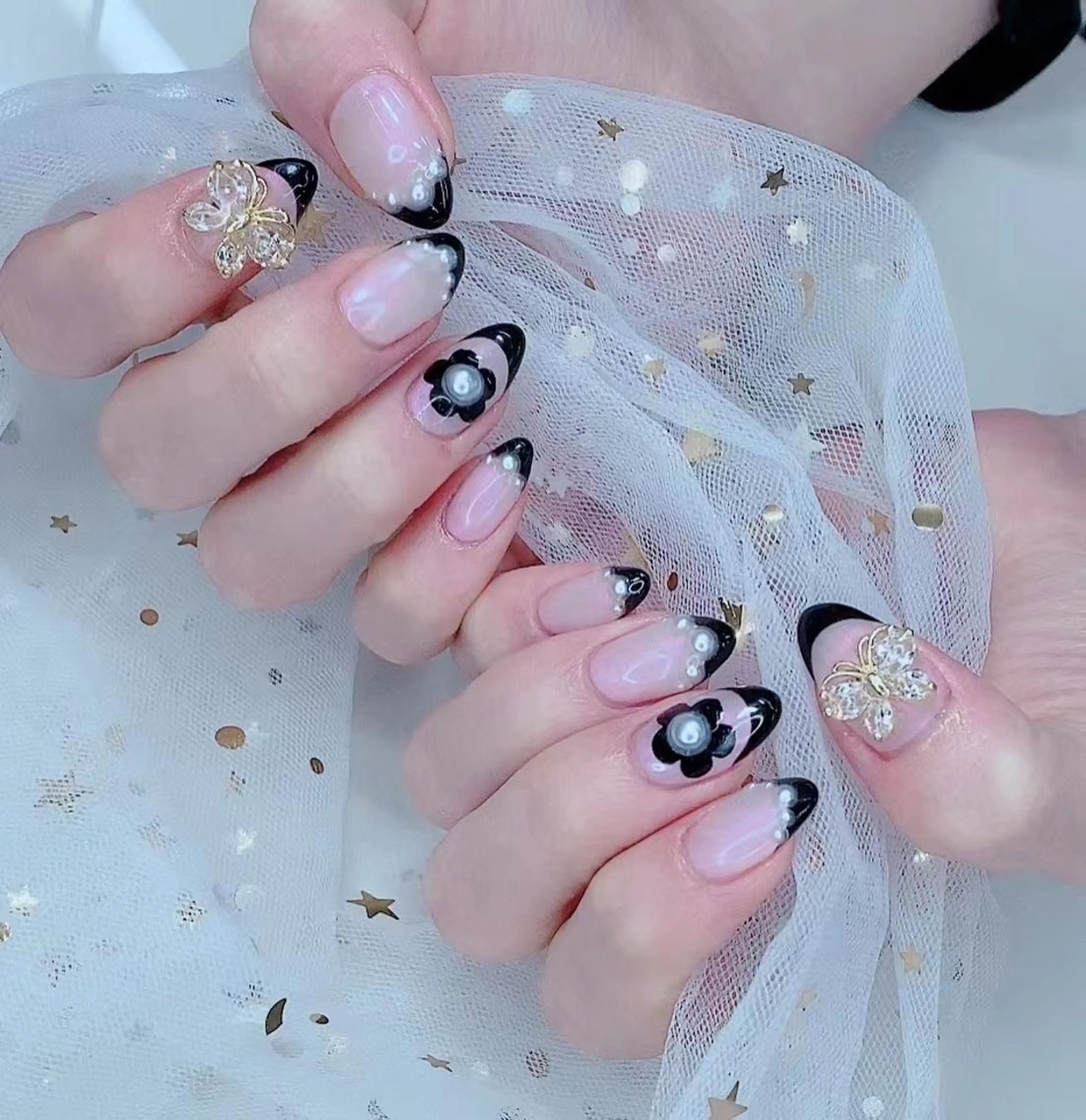 ネイル I-nailロング /ワンホン/キラキラのネイルデザイン