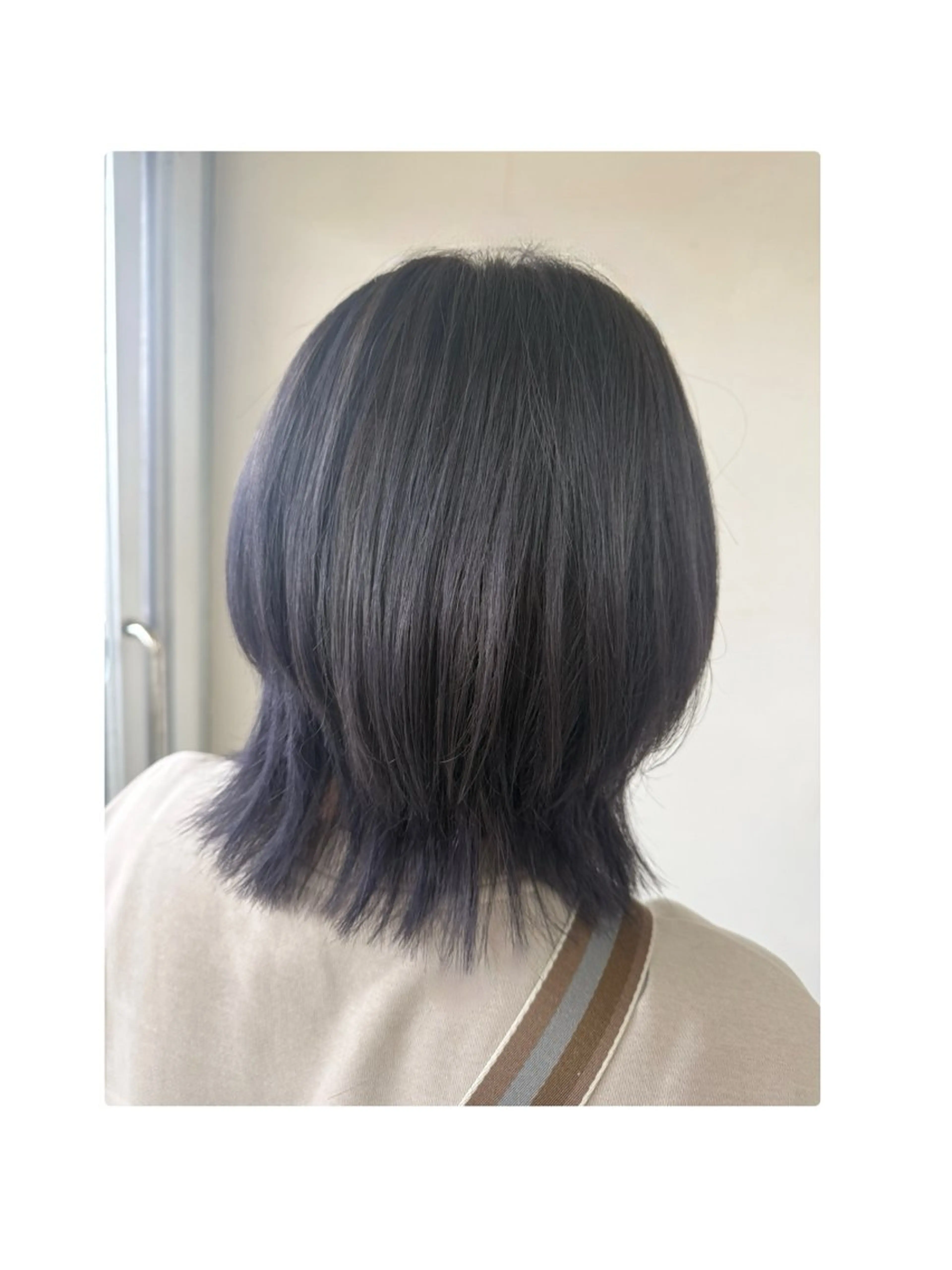 ミディアム アッシュ beauty salon friend所属・艶カラー/髪質改善/ アダニヤ ナツキのヘアスタイル