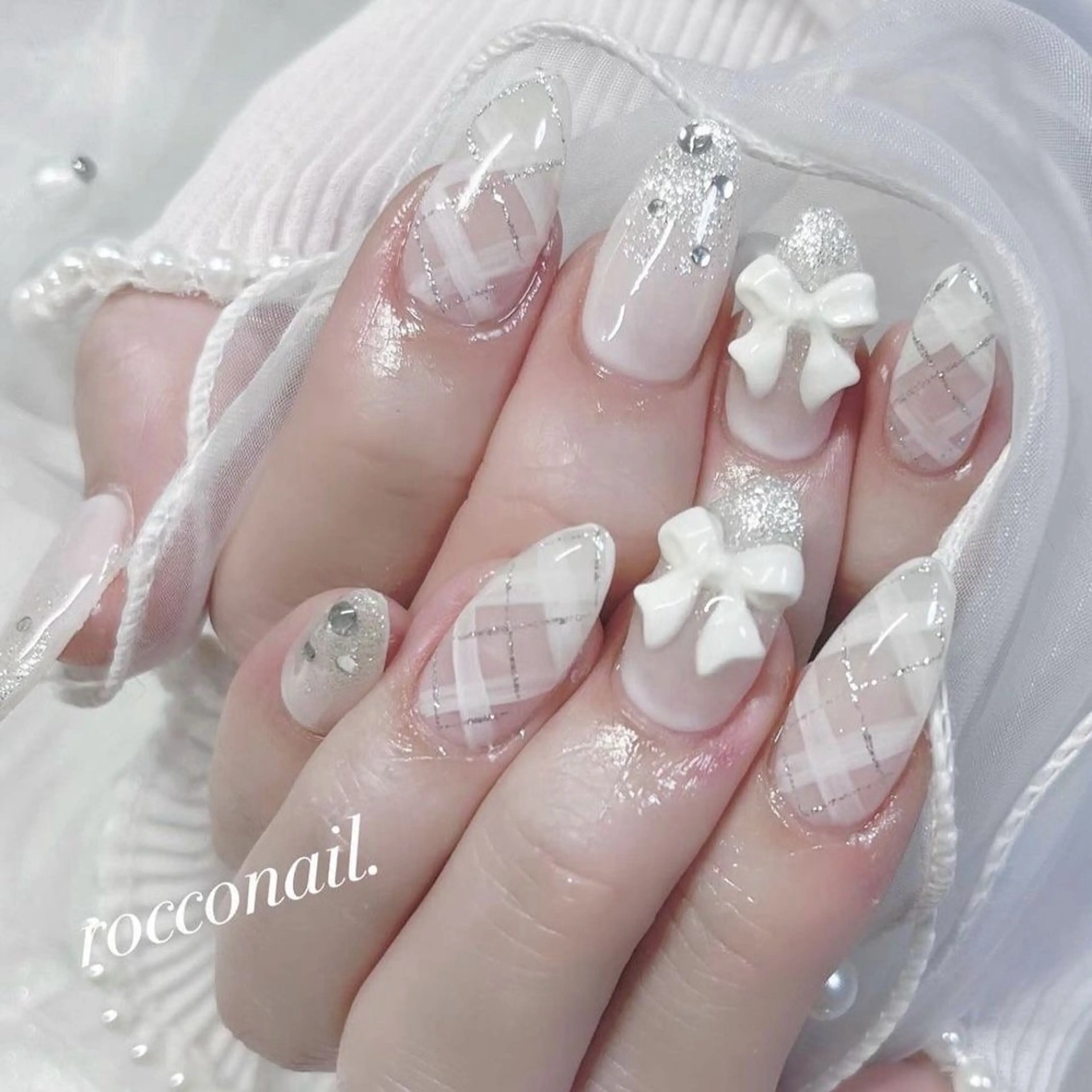 ネイル 長さ出し マグネットネイル ミラーネイル ピンク 冬ネイル Lee Nailsのネイルデザイン