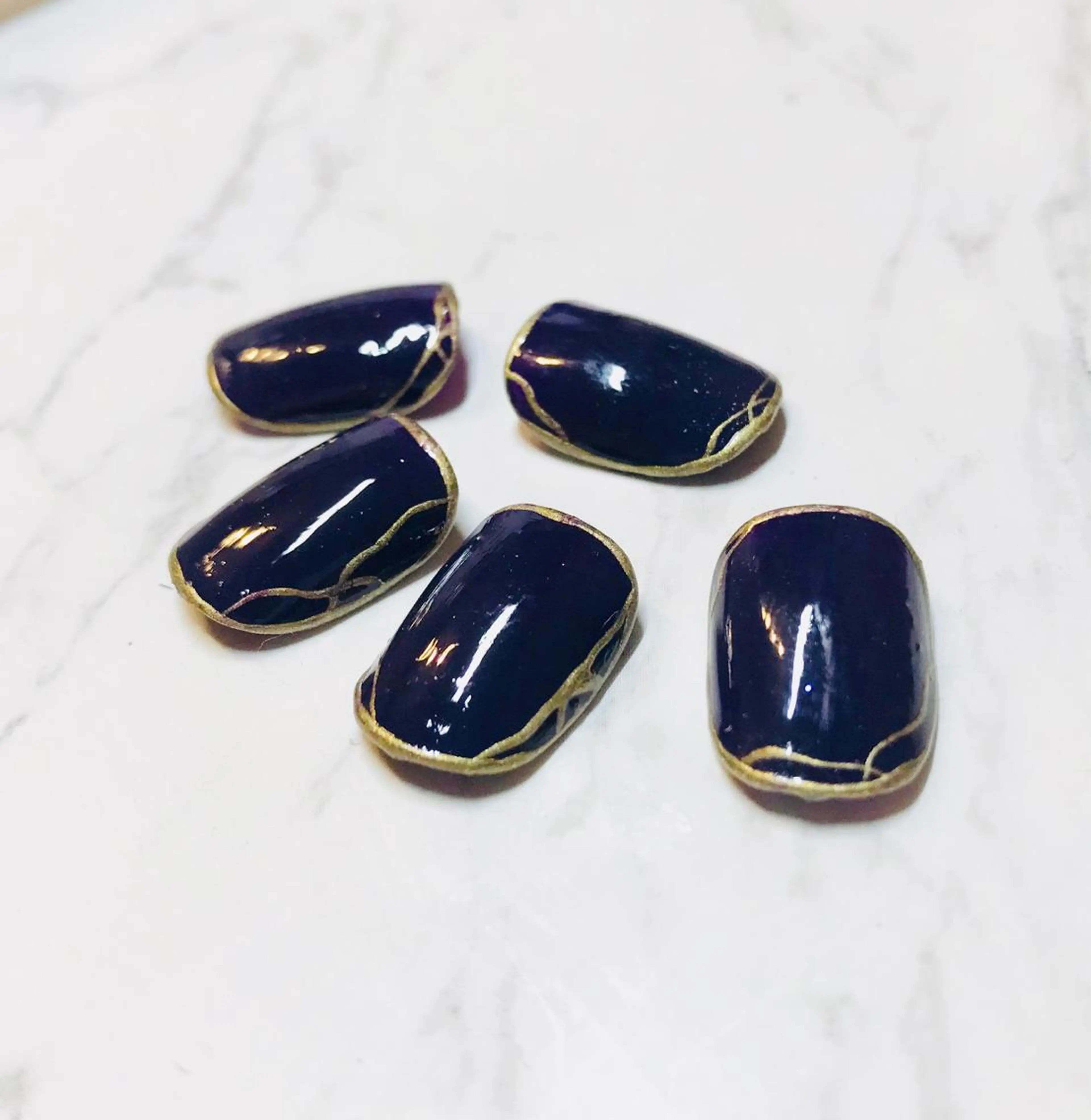 ショート ネイル ゴールド シルバー ハンドネイル ハンドケア nail&eye Aoのマツエク・マツパデザイン