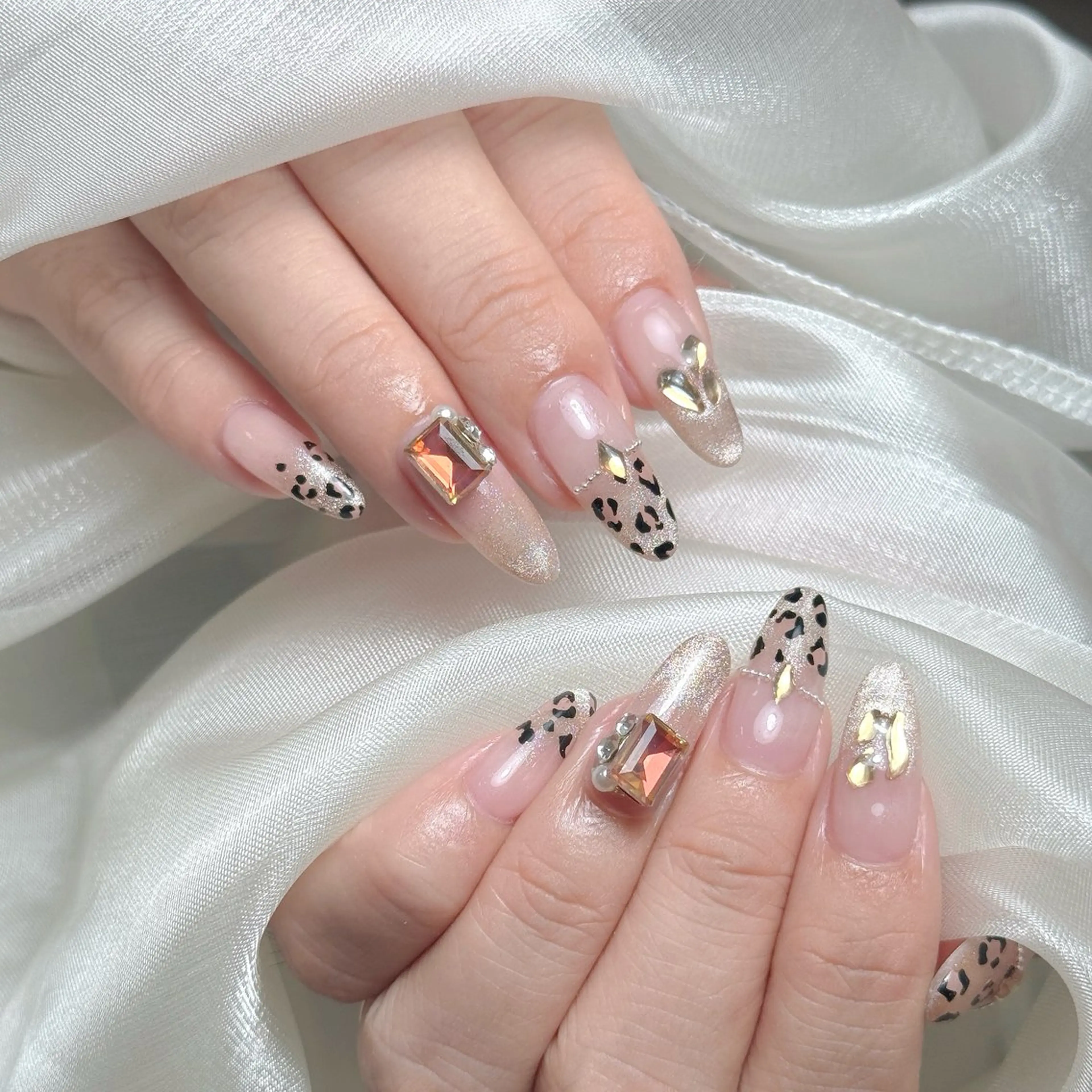 ネイル Maggie Nail🦩のネイルデザイン