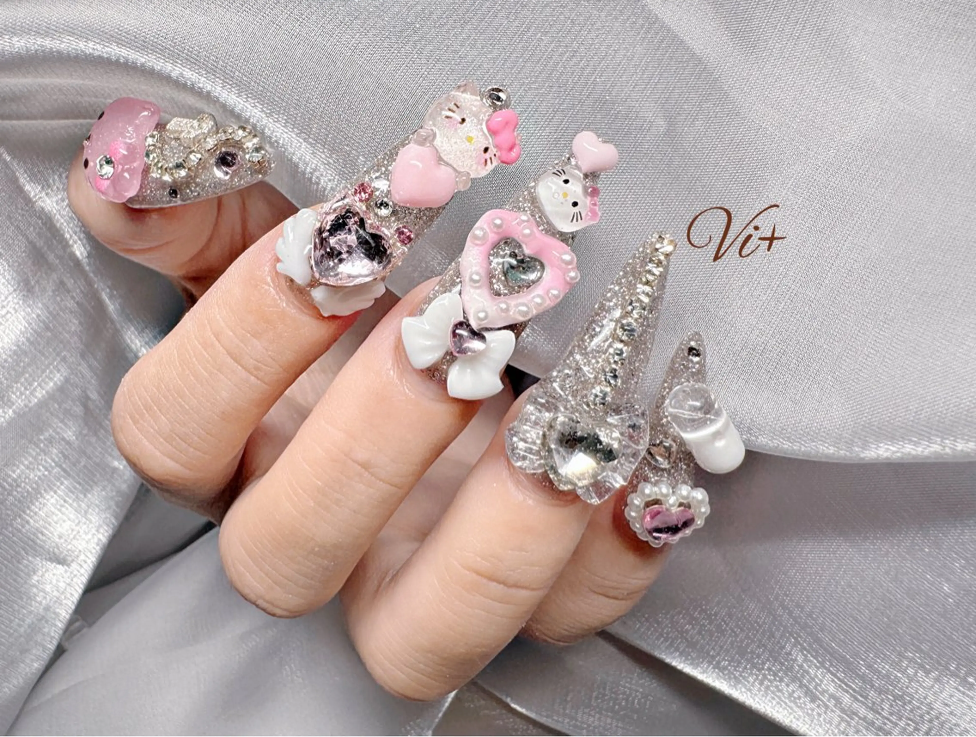 ネイル ハンドネイル ✨Nailsalon Vi+✨のネイルデザイン