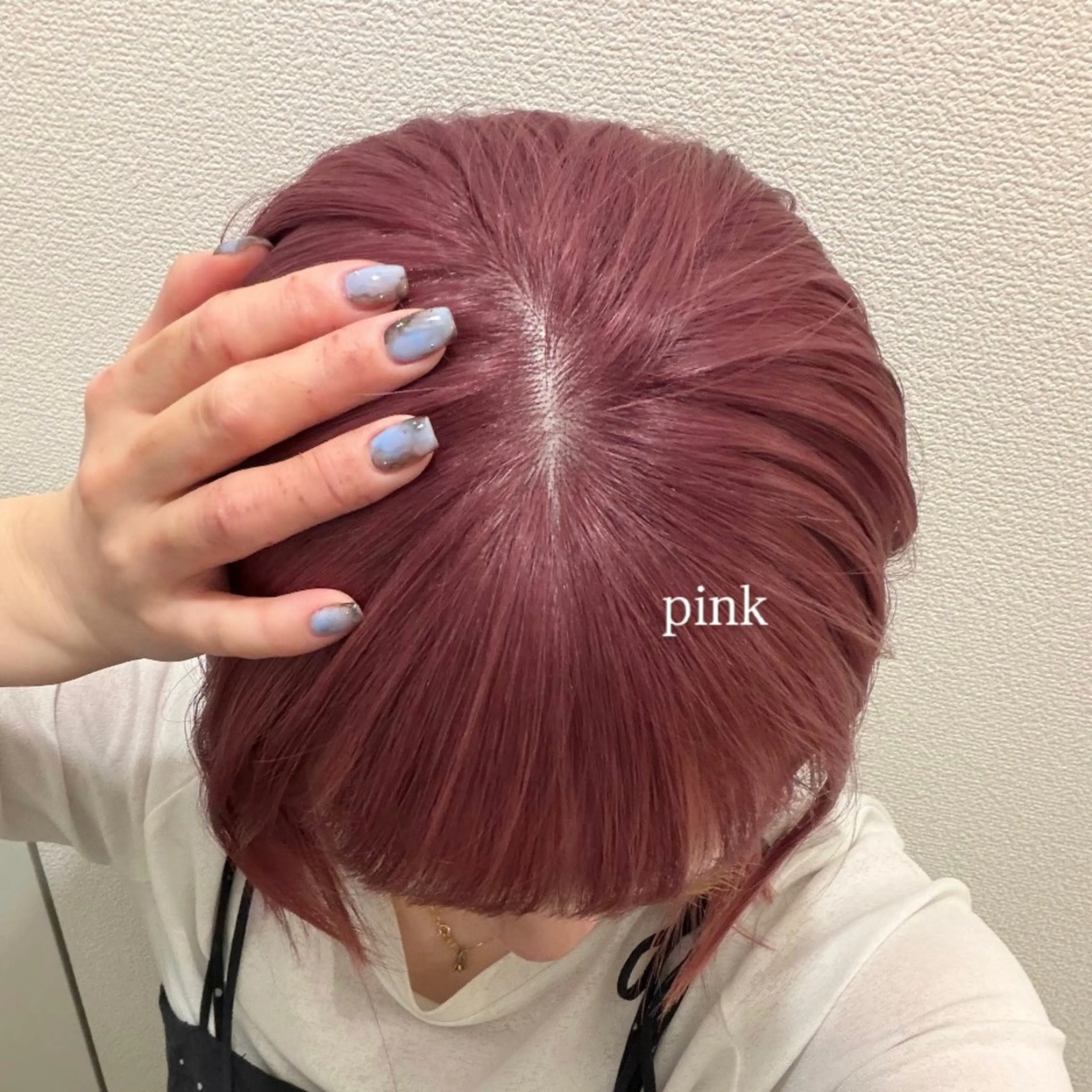 ショート カラー ブリーチ ピンクカラー 🎀Wカラー/ピンク /ベージュ🎀ゆらのヘアスタイル