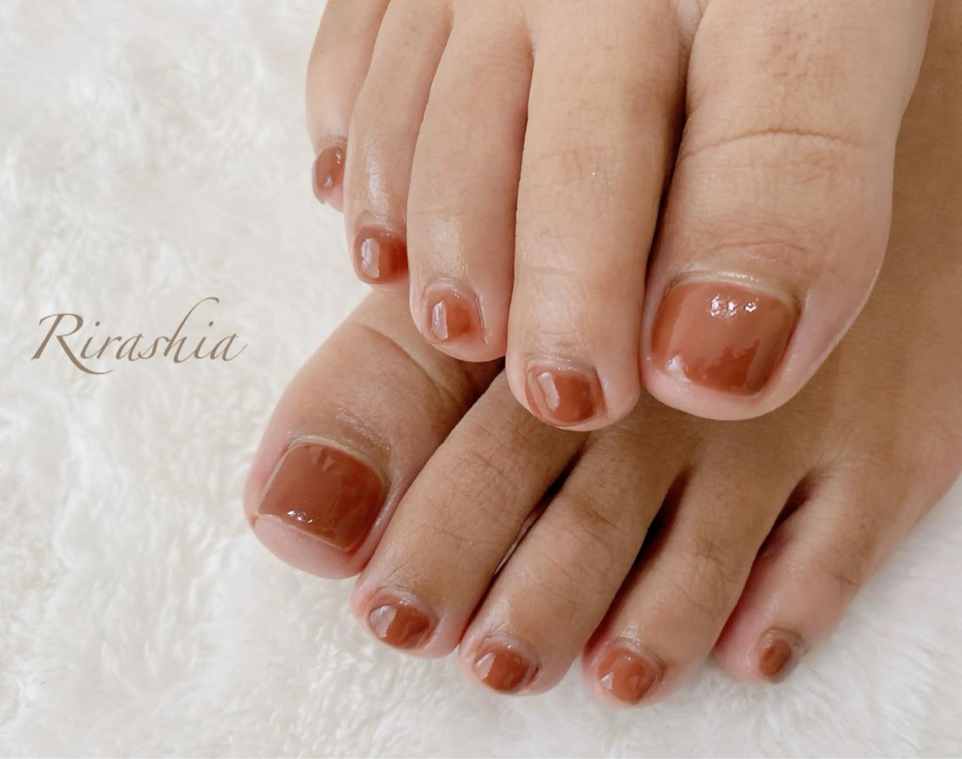ネイル フットネイル ジェルネイル フットネイル うる艶♡透明感ネイル Rirashiaのネイルデザイン