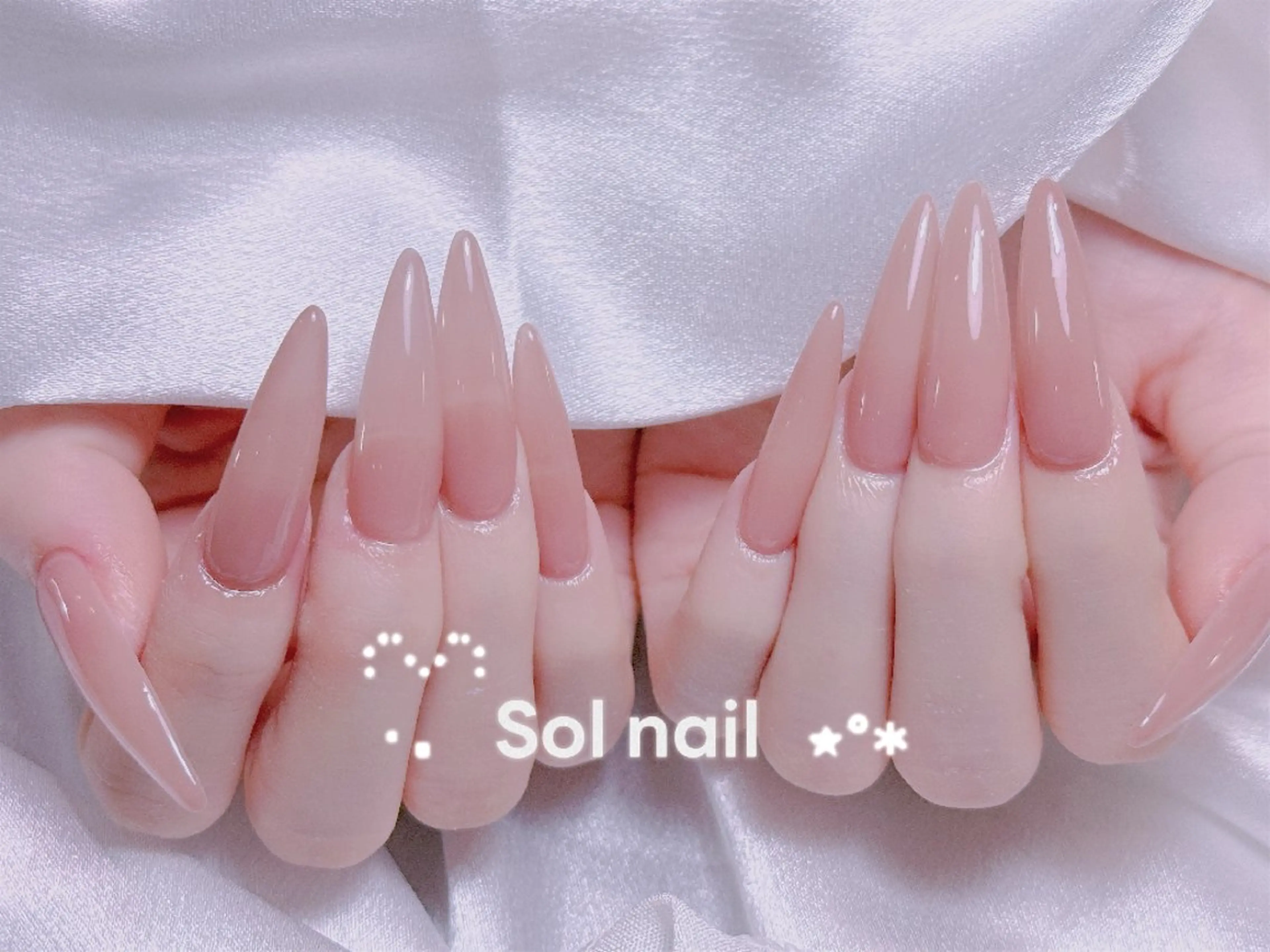 ネイル ハンドネイル ハンドケア パラジェル&フィルイン取り扱いサロンSol Nail所属・Sol Nail ミネのネイルデザイン