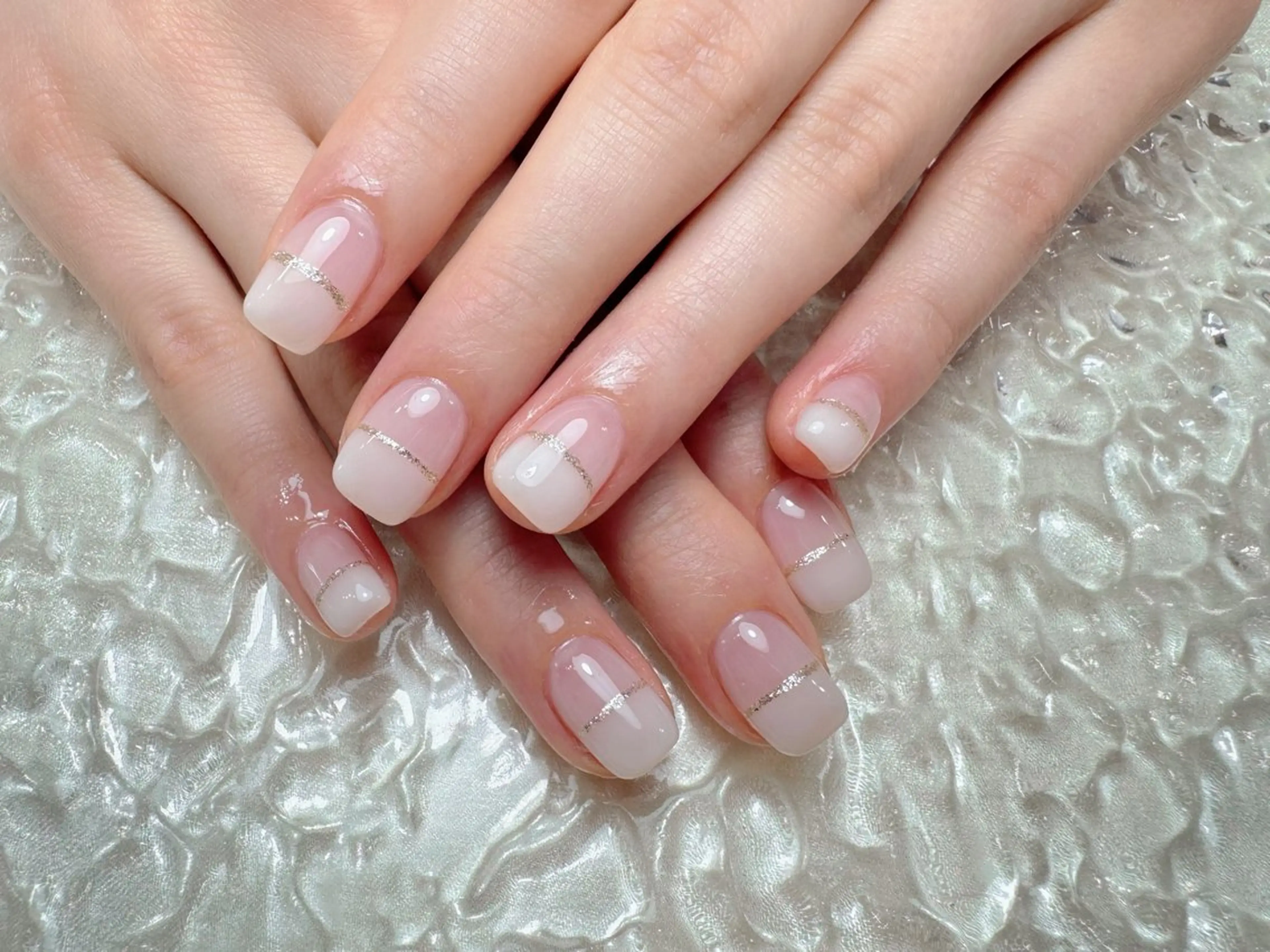 ネイル マジックミラー所属・マジック ミラーのネイルデザイン