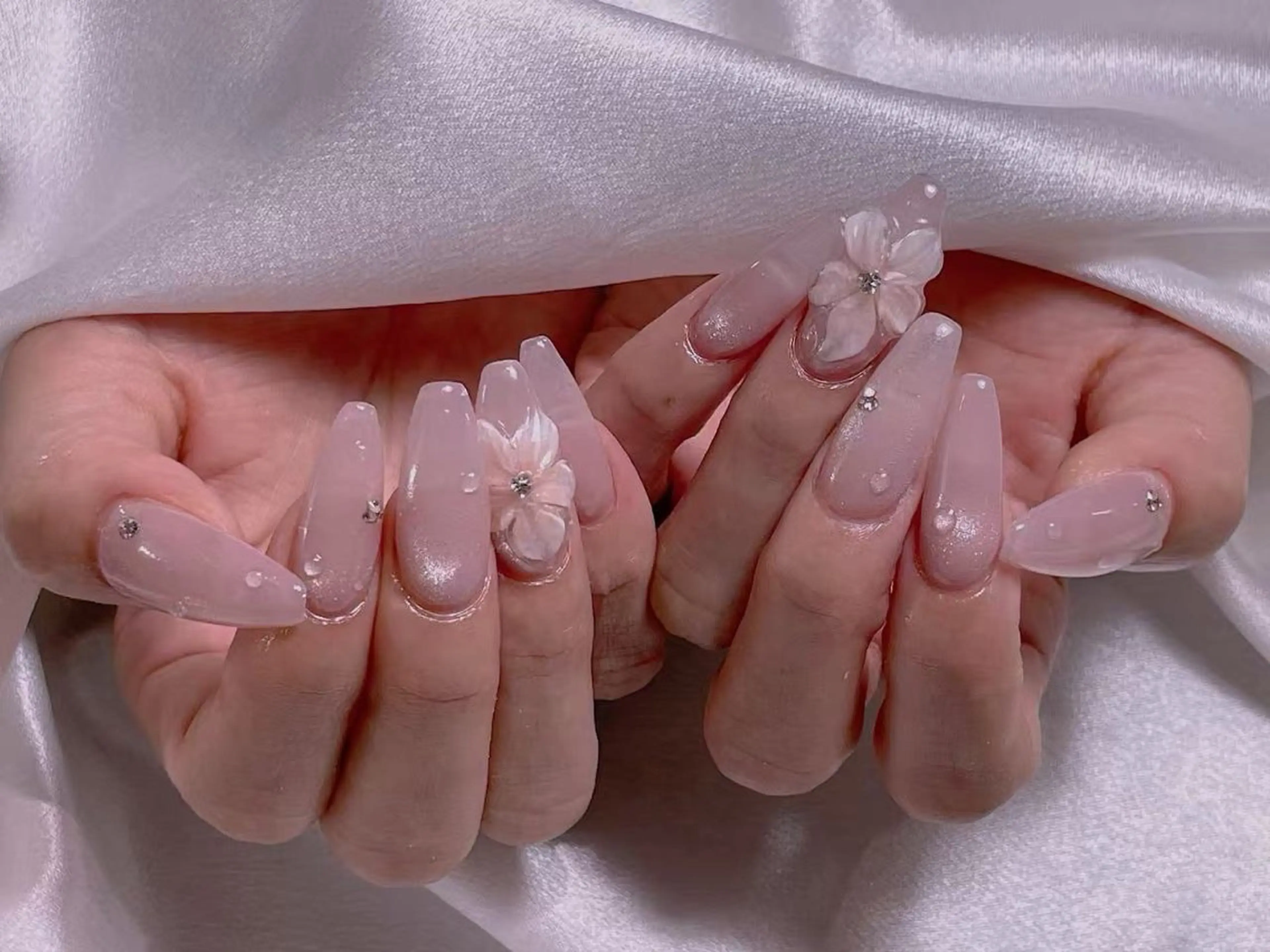 ネイル M2ネイルサロン【長さ出し&フィルイン導入店】所属・長さ出し専門店 RIRIのネイルデザイン