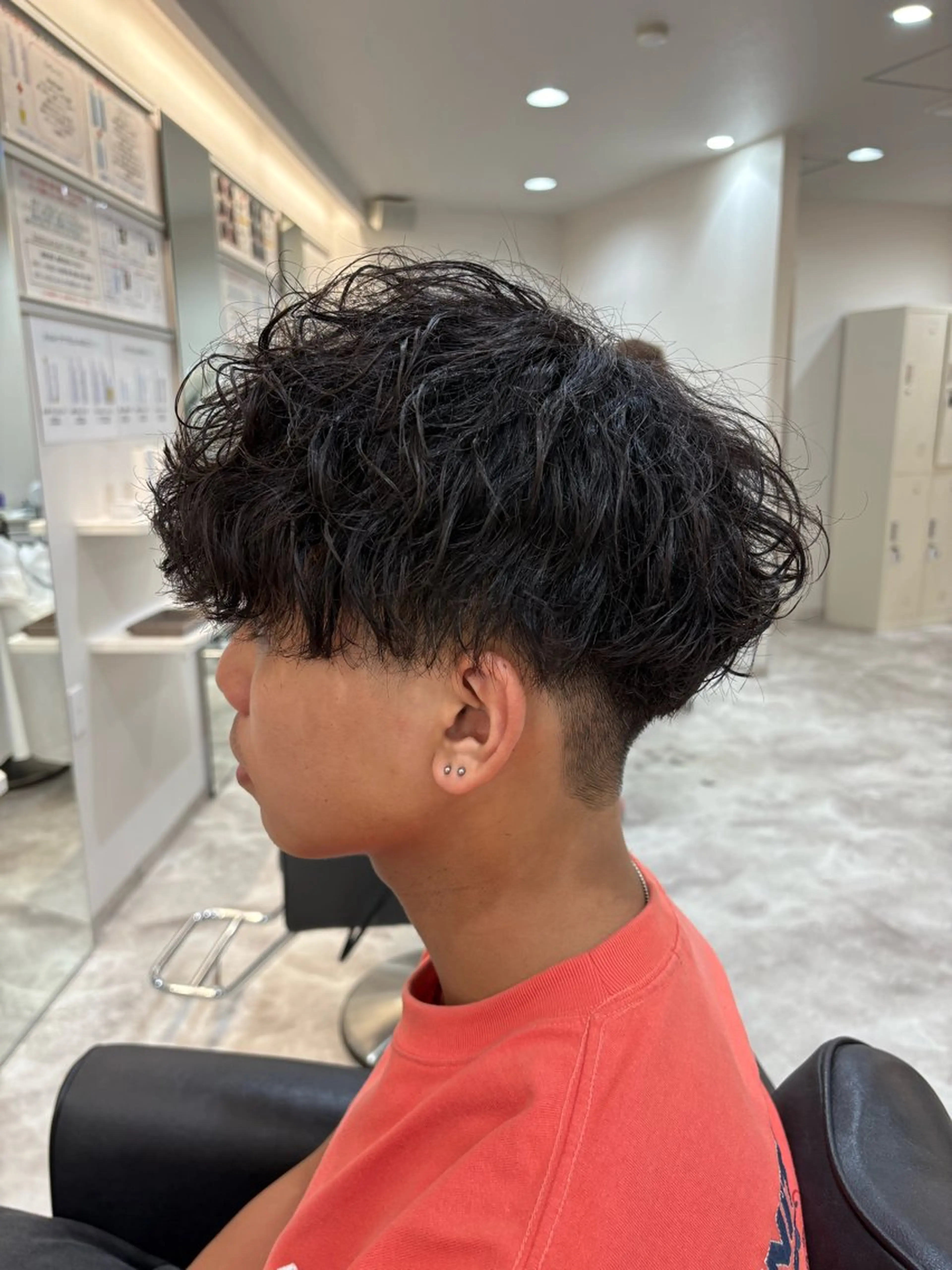 ミディアム ミディアムパーマ DAZZLE hair BLAST所属・池戸 晴也のヘアスタイル