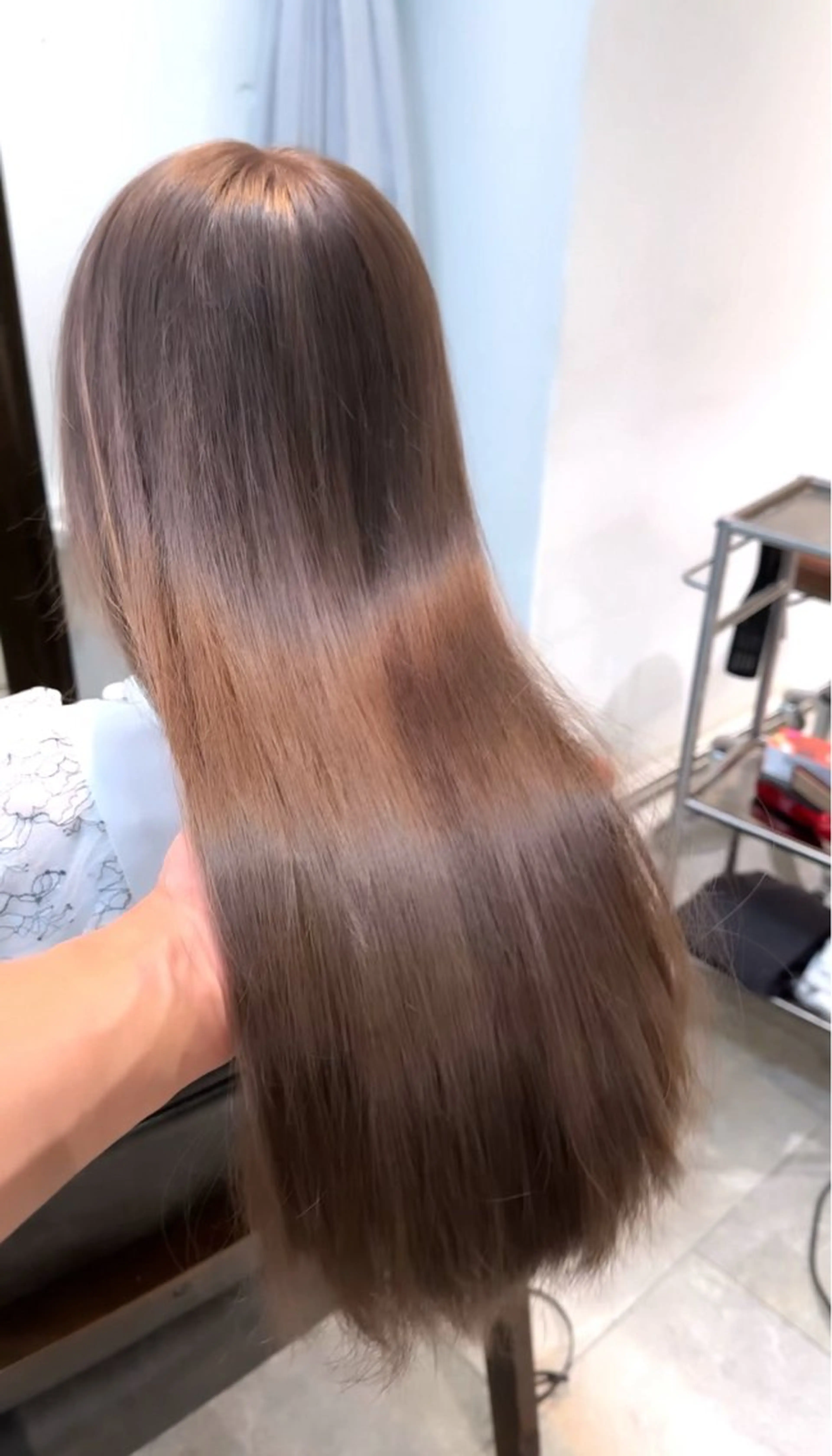 セミロング カラー パーマ ヘアアレンジ ヘアカラー トリートメント ブリーチカラー🤍 颯馬🐈‍⬛のヘアスタイル