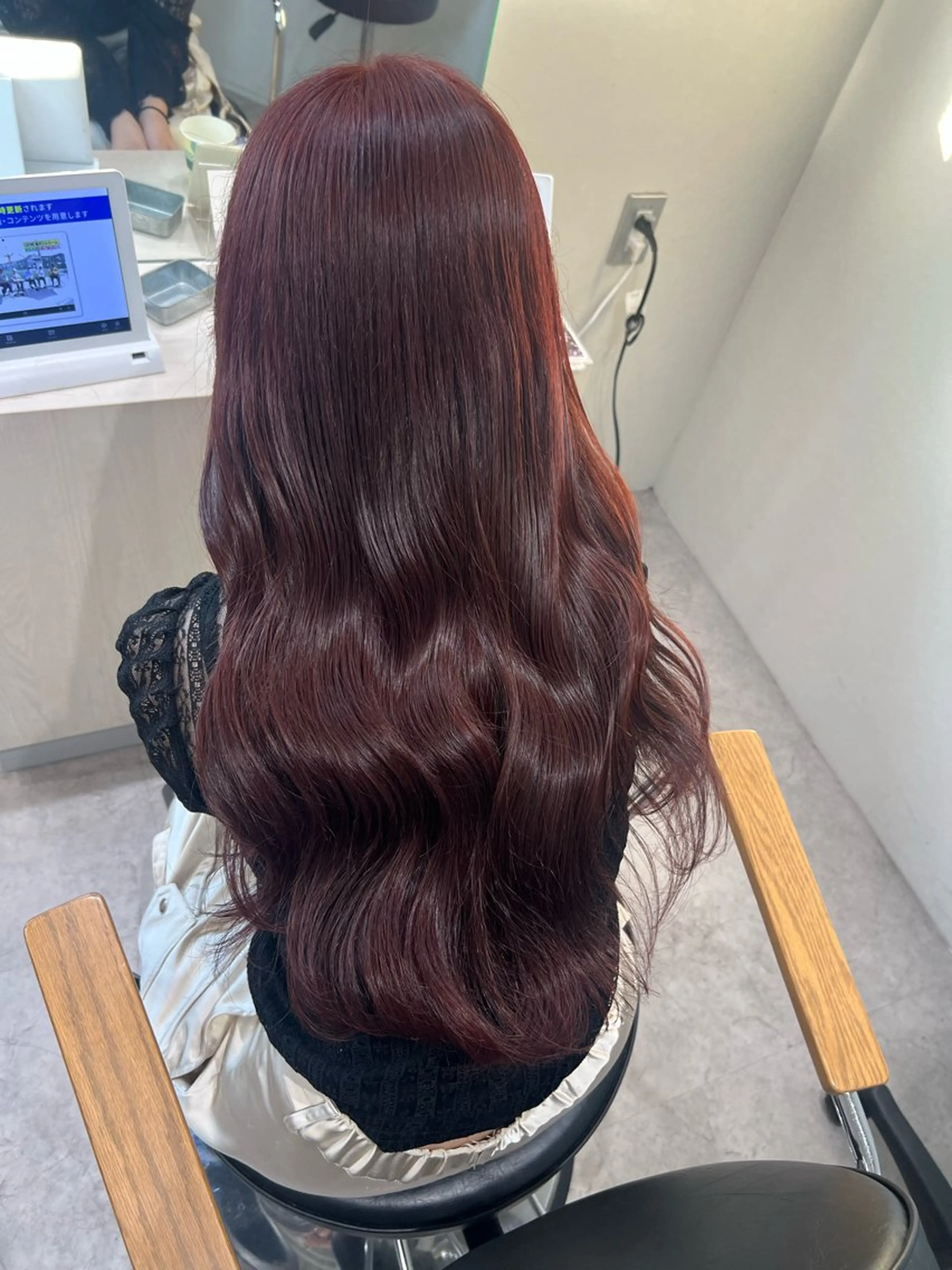 ロング カラー アディクシーカラー 黒髪 ブリーチ ブラウンカラー ケアブリーチ ヘアカラー 韓国透明感/艶カラー saya🧸🍼のヘアスタイル