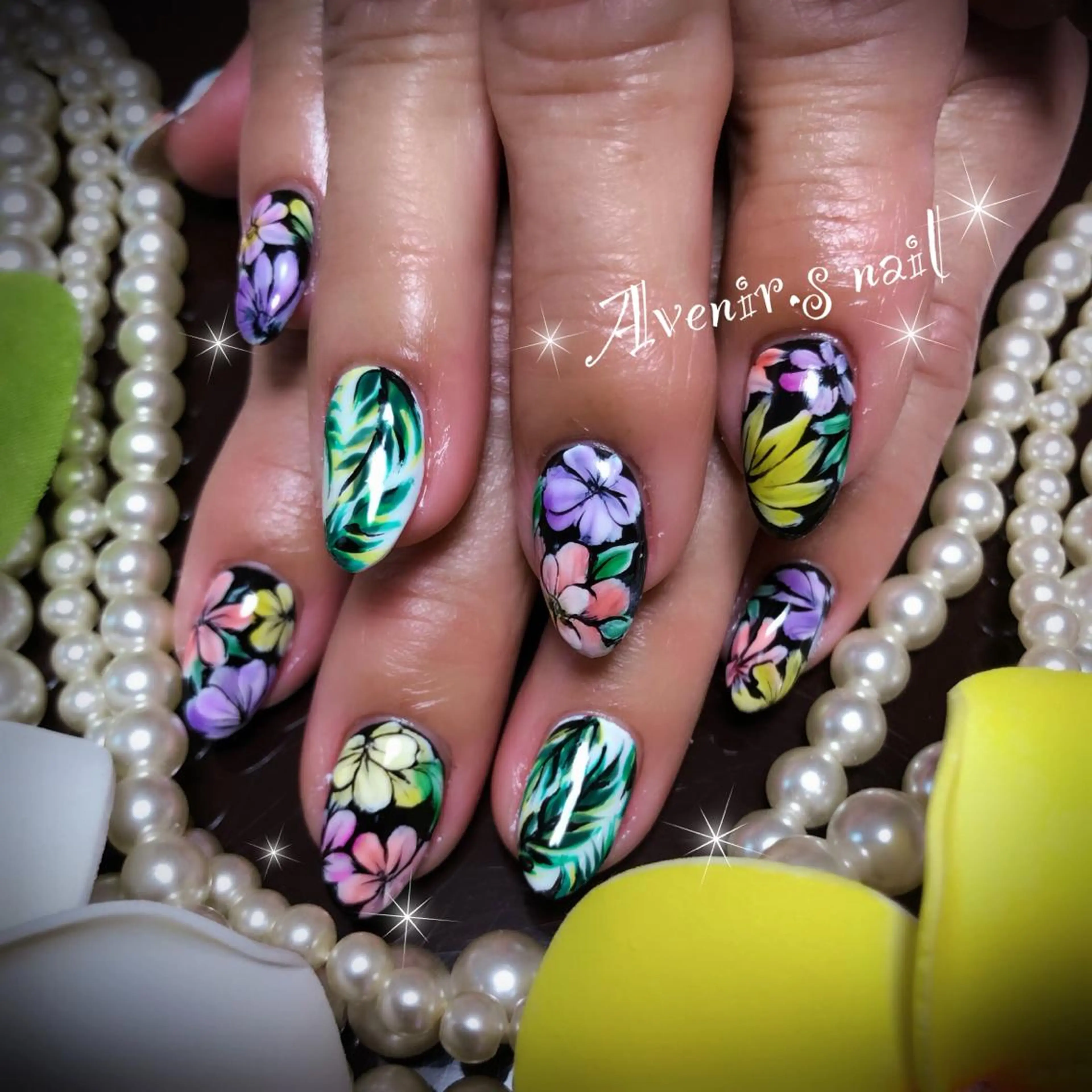 ネイル アートネイル Home Salon Avenir.のネイルデザイン