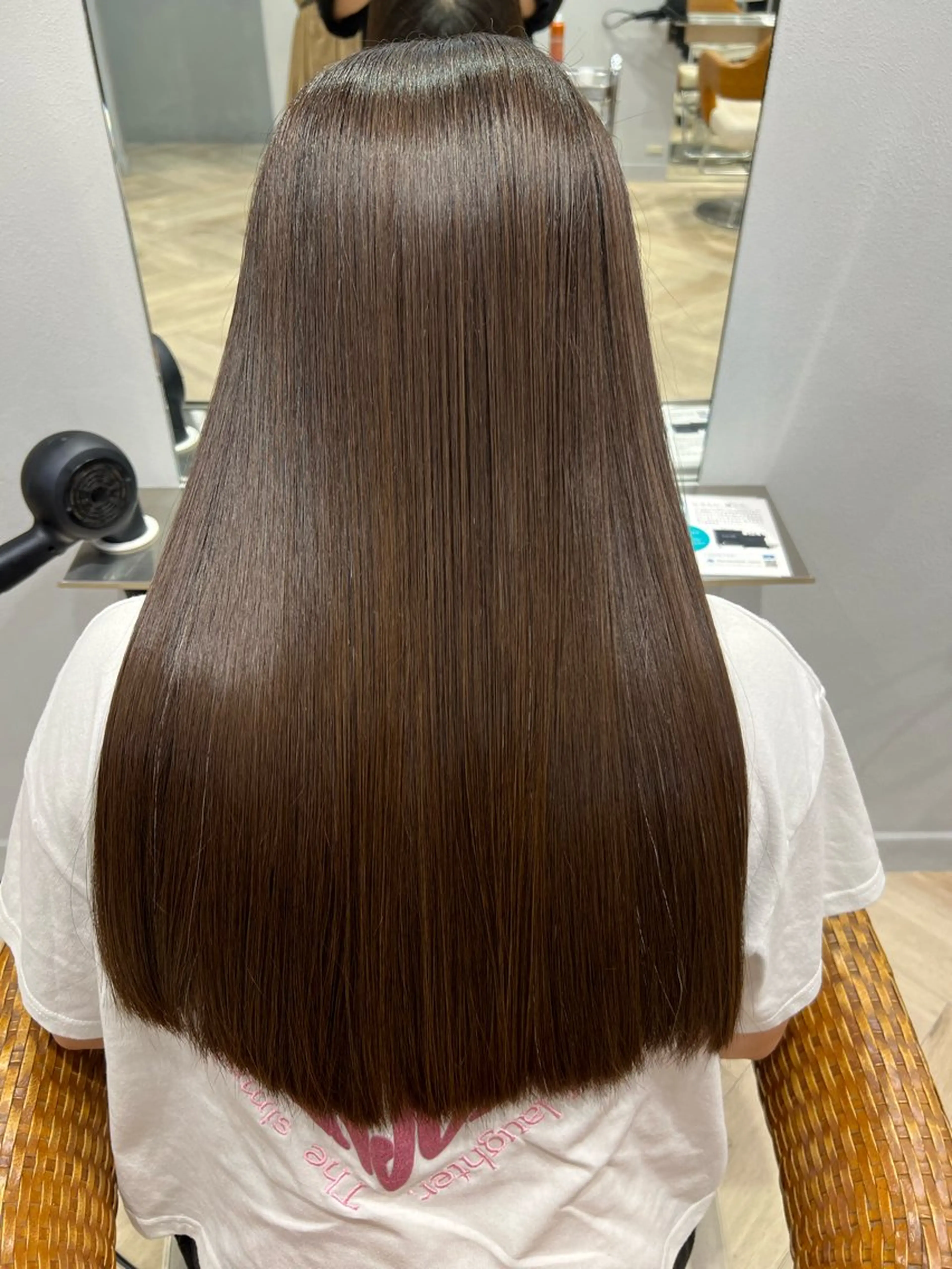 カット/縮毛矯正＋5ステップトリートメントの写真