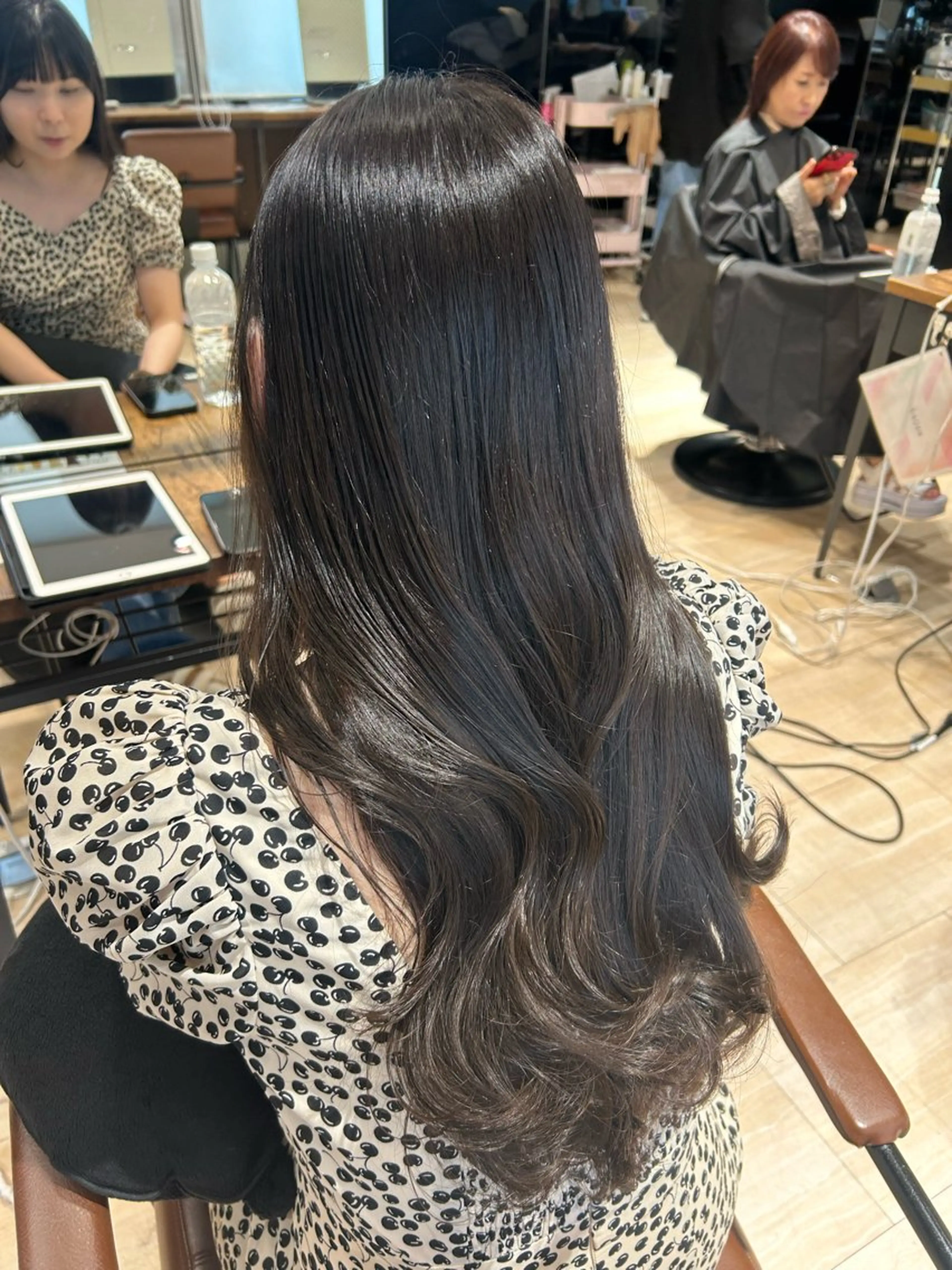 ロング カラー カット ヘアカラー トリートメント 🎀大竹美侑／顔まわ りカット／レイヤーのヘアスタイル