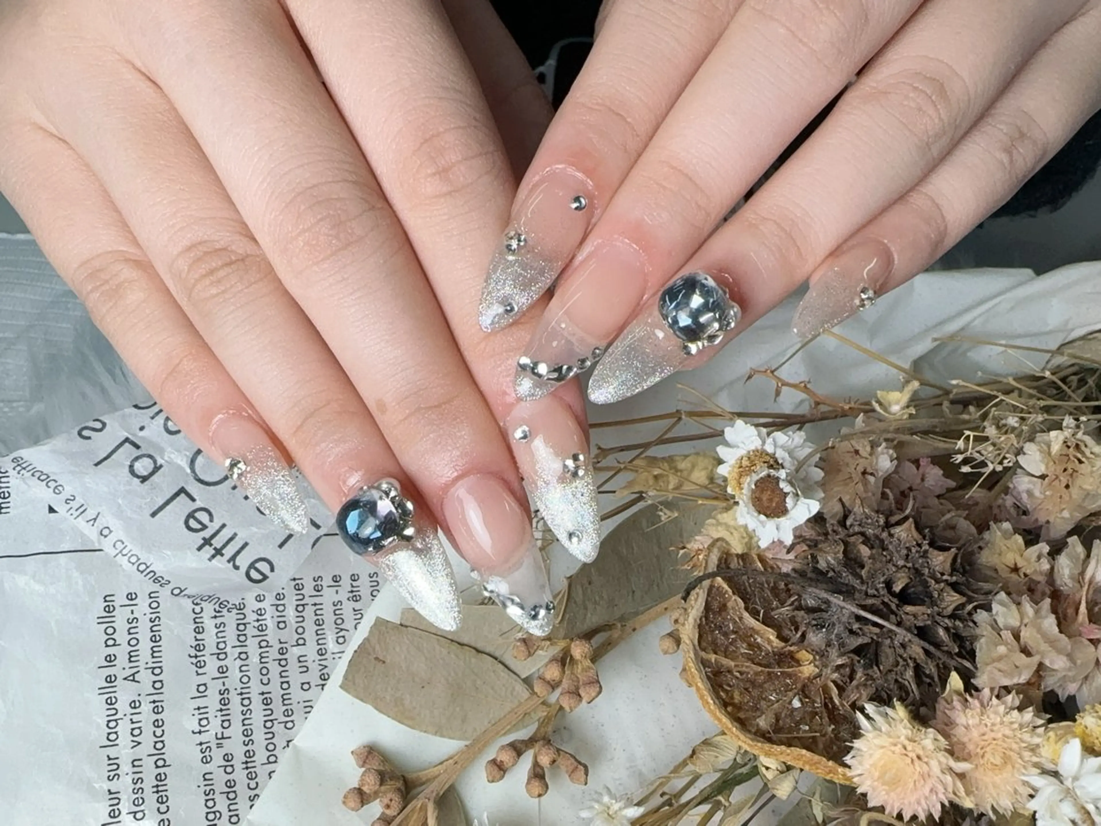 ネイル 長さ出し フレンチネイル ジェルネイル ガラスフレンチ 韓国ネイル ハンドネイル ハンドケア For U nail スカルプ専門店のネイルデザイン