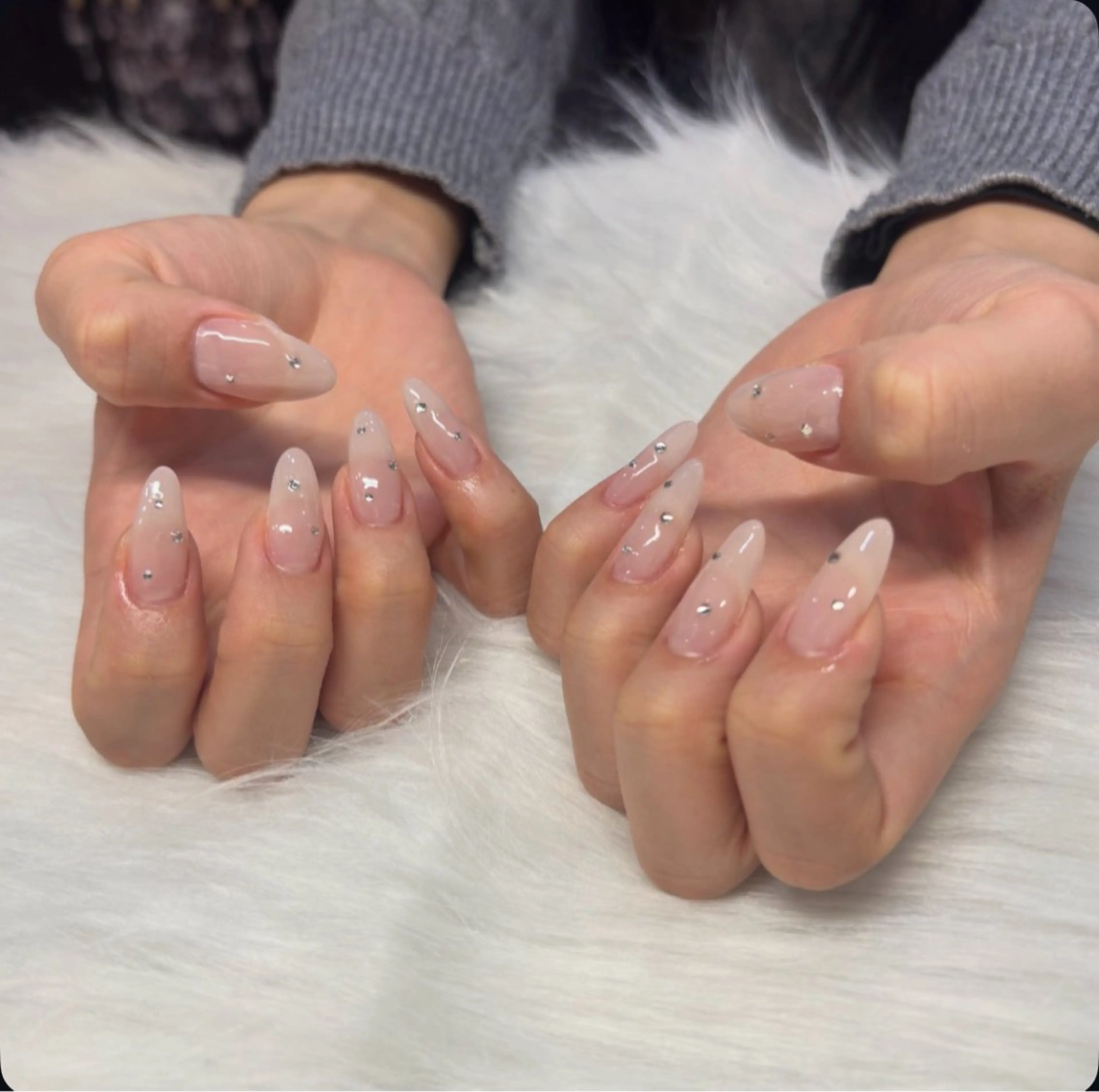 ネイル ワンカラーネイル ストーンネイル ハンドネイル HANA ユカのネイルデザイン