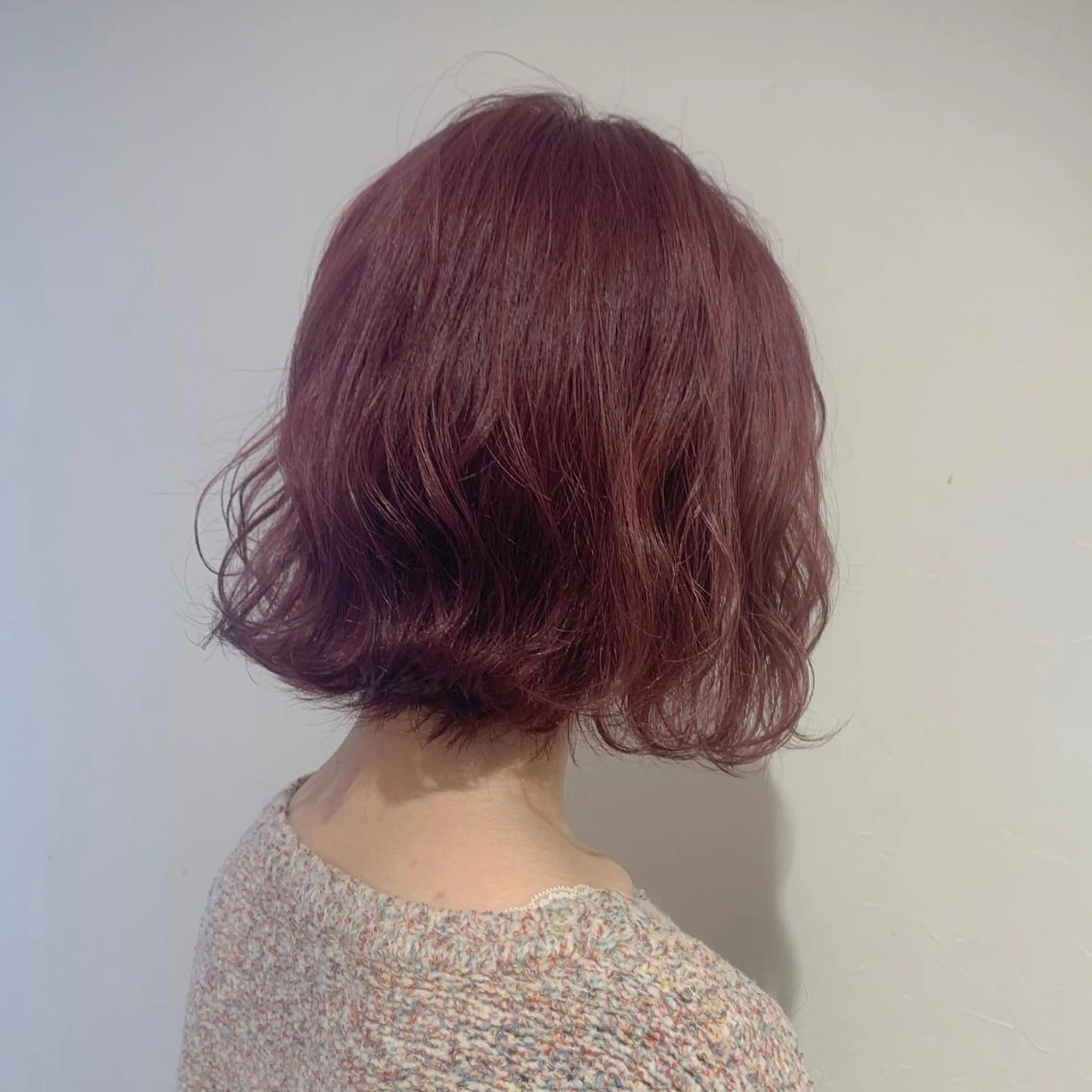 ショート カラー ヘアアレンジ ブリーチ ケアブリーチ ピンクカラー カット トリートメント 🦋レイヤーカット ミドリカワ🦋のヘアスタイル