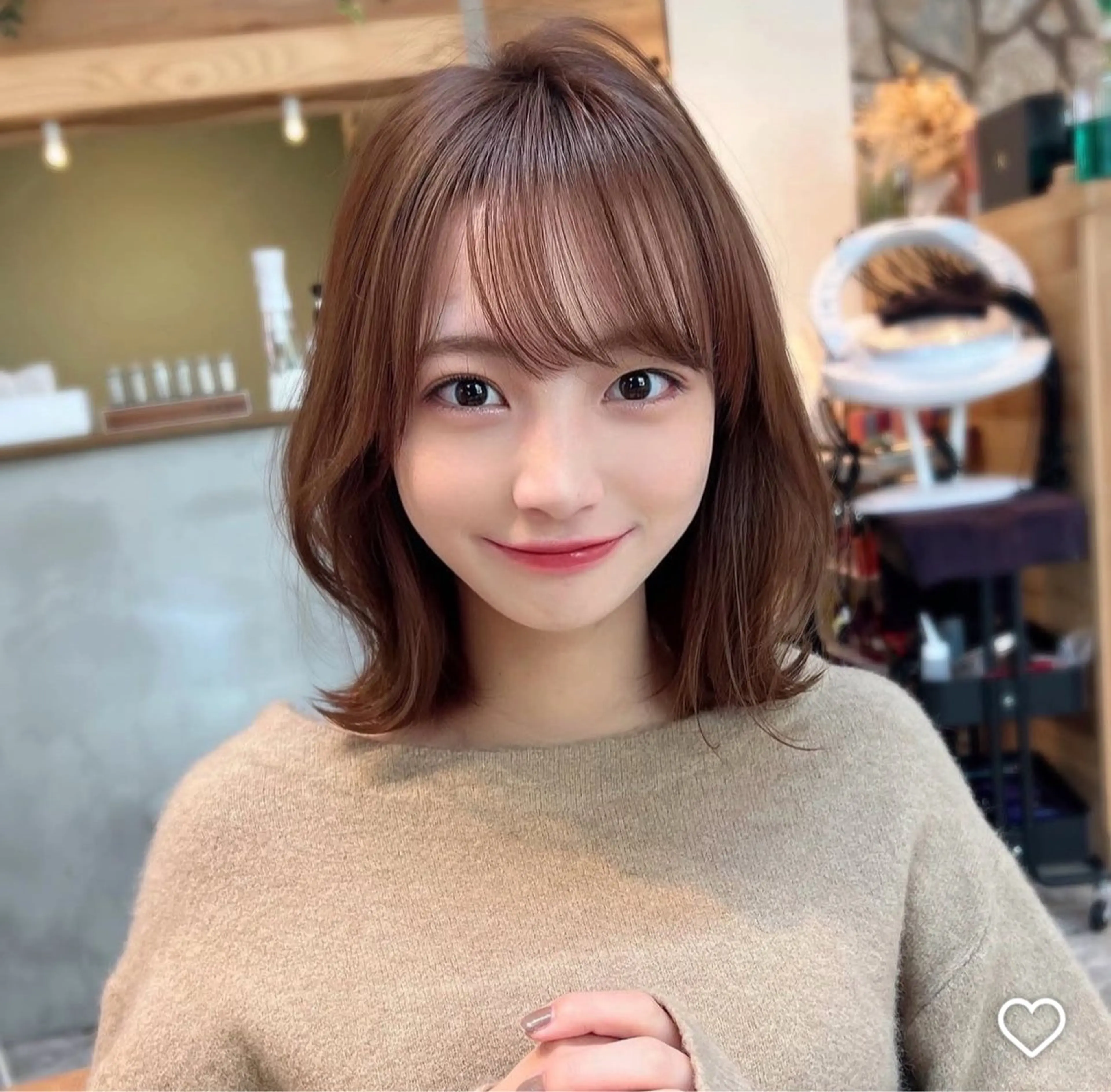 ミディアム ‎💚韓国風レイヤー 🇰🇷💚 ちえのヘアスタイル