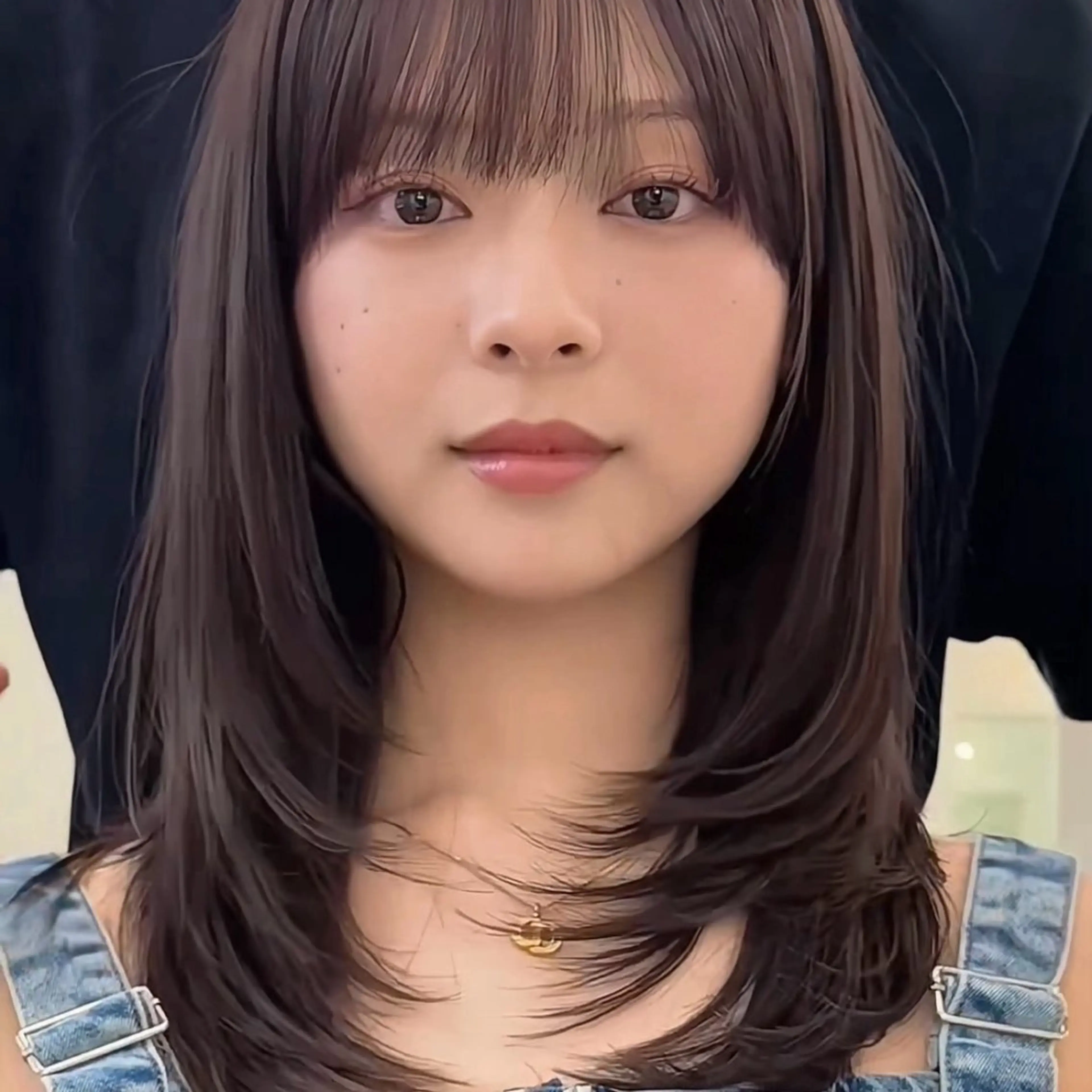 セミロング カラー レイヤーカット シャギー 顔周り/レイヤー/ 透明感/みっきーのヘアスタイル