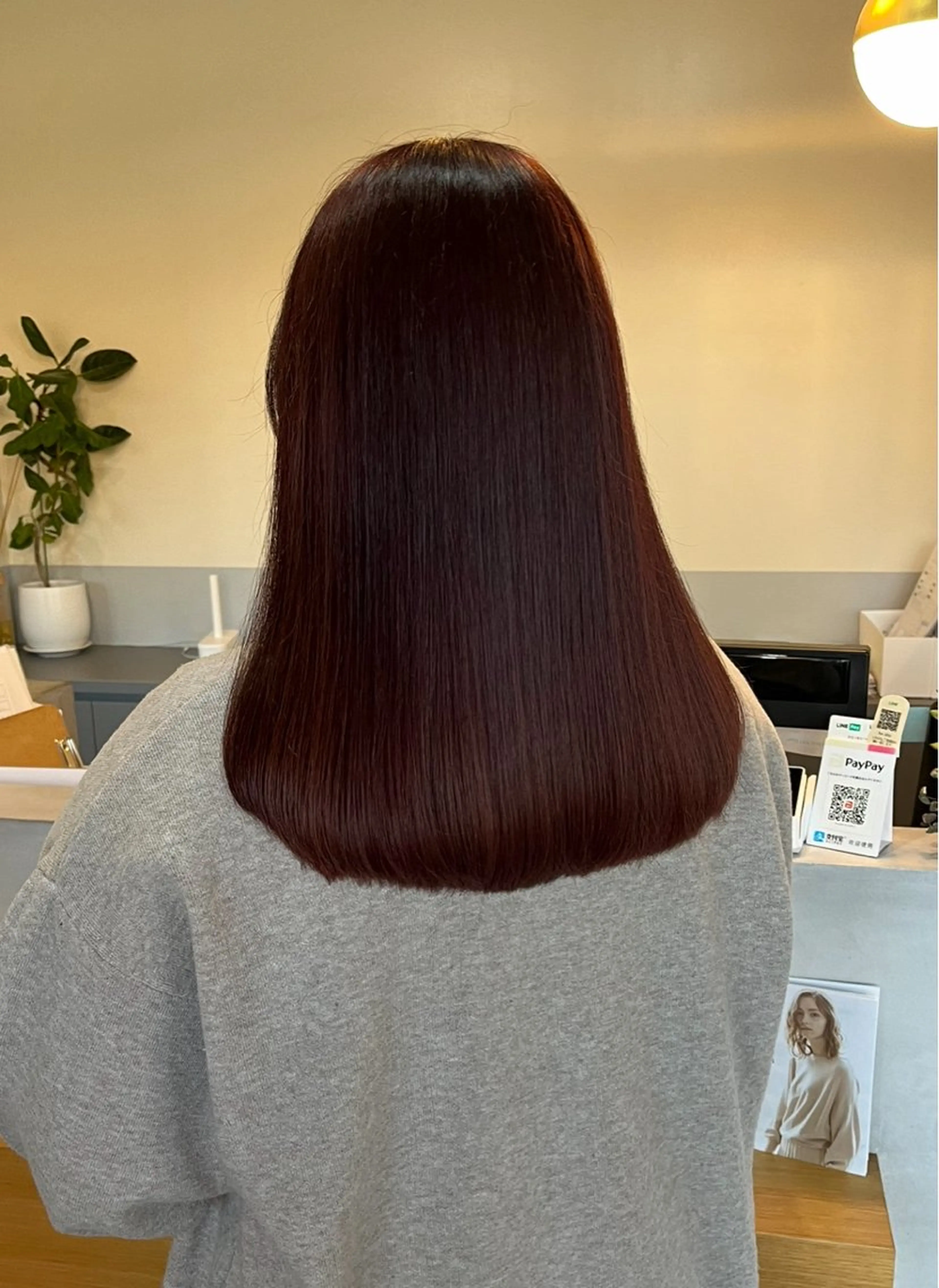 セミロング ピンクブラウン 神谷 夏帆のヘアスタイル