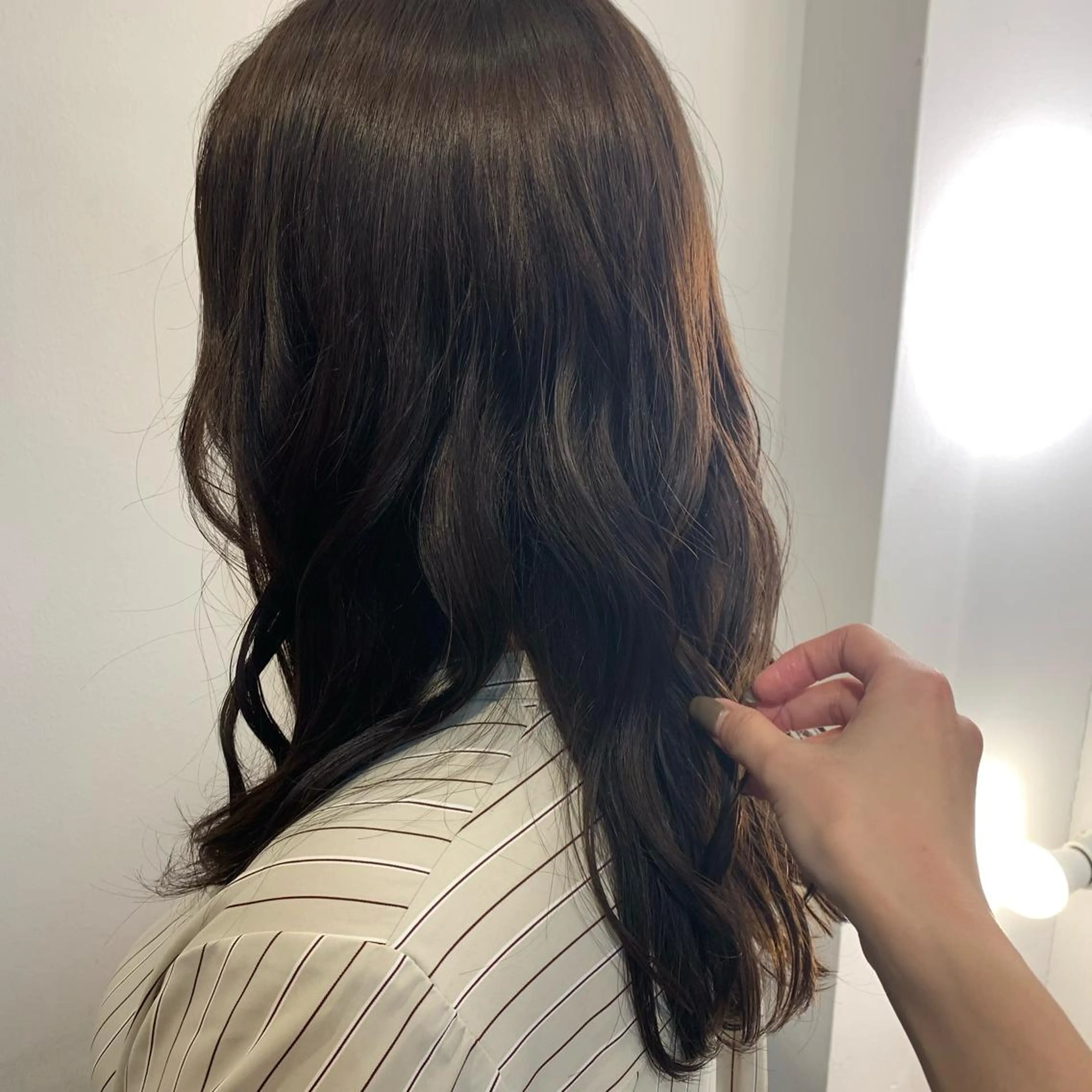 ロング カラー A. Moriのヘアスタイル