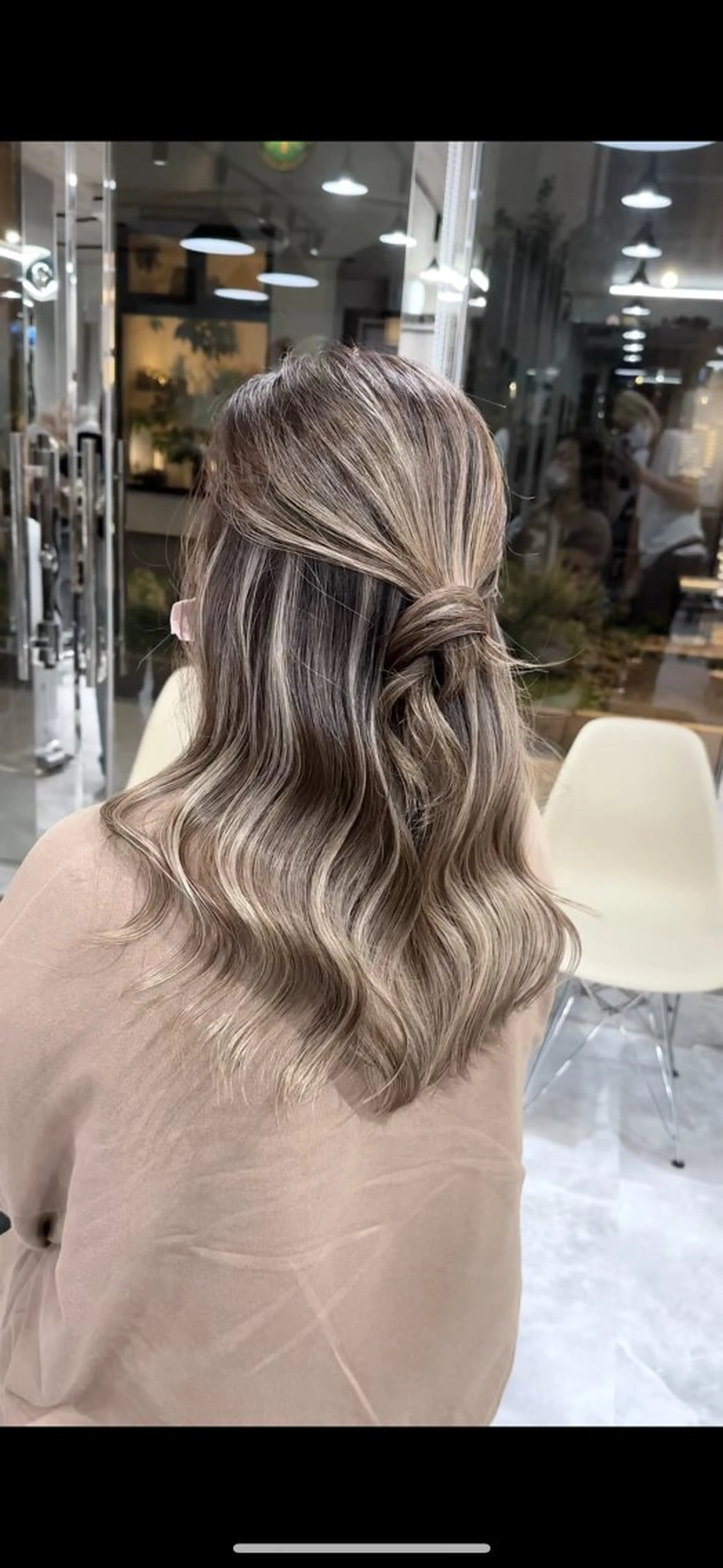 ロング ヘアカラー KAIRI/大宮/ メンズバレイヤージュのヘアスタイル