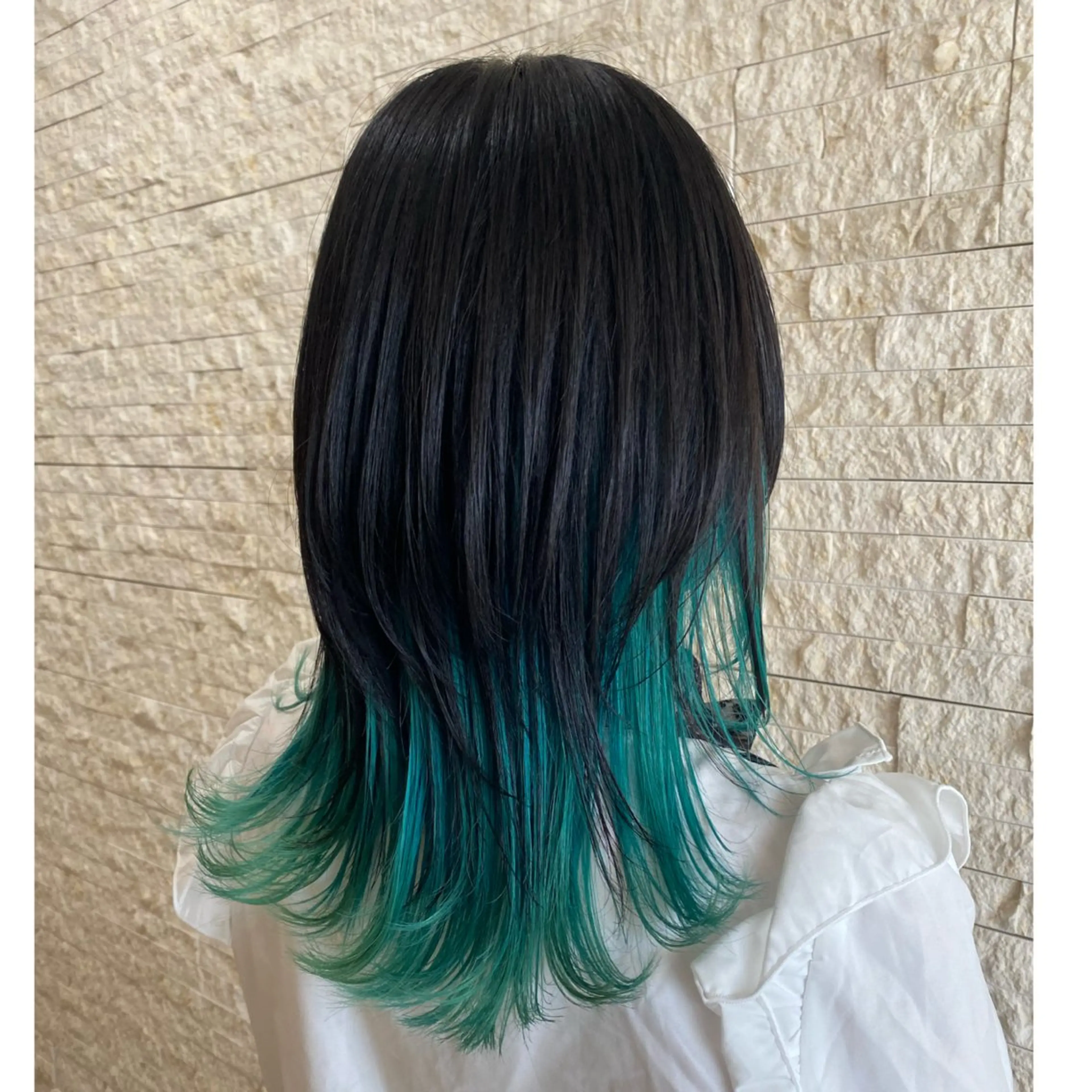 セミロング カラー カット ヘアカラー ハイトーン/推しカラ ー⛓💜ゆららのヘアスタイル