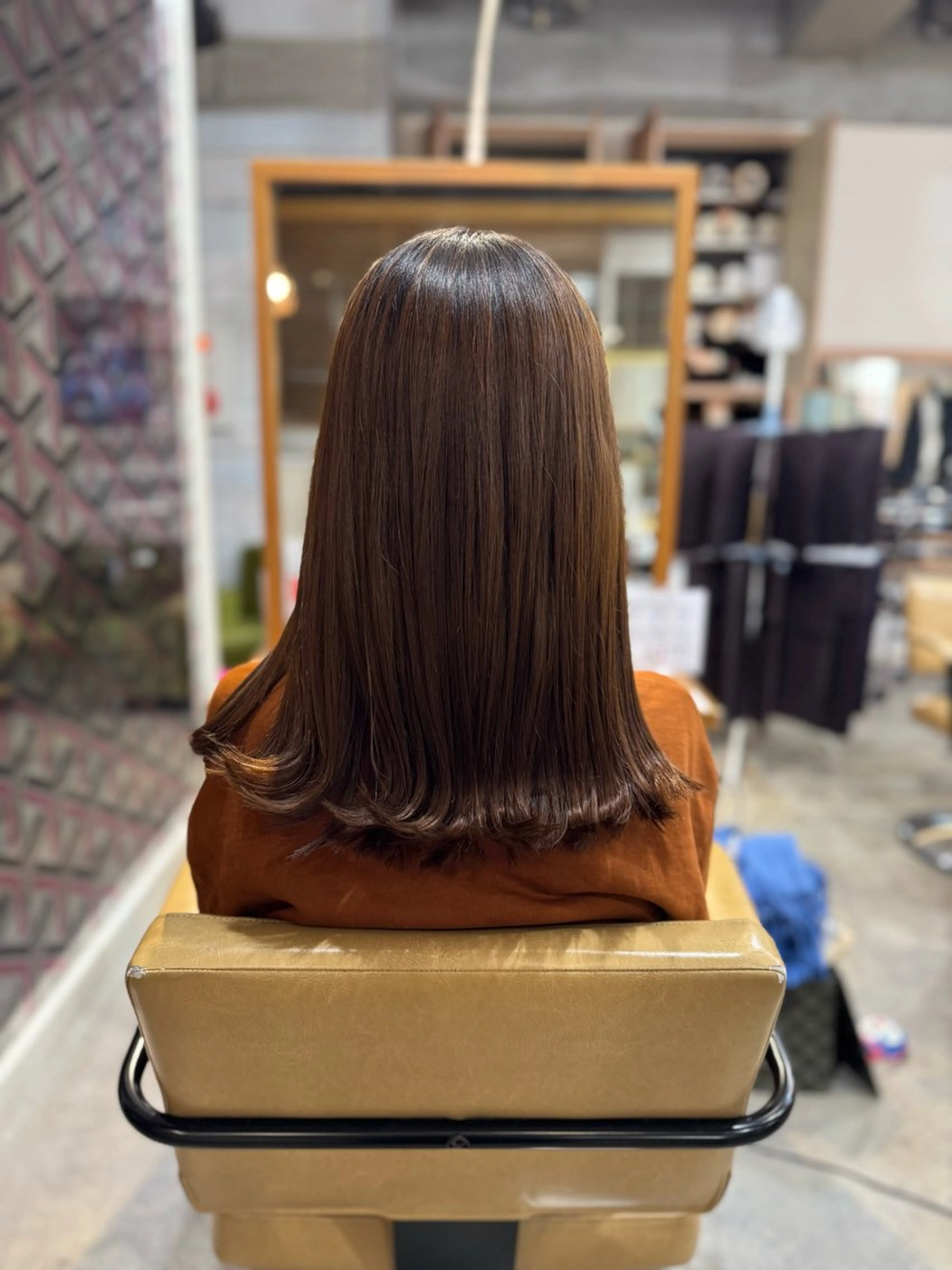 セミロング 外ハネヘア 美容室MOMO 柏所属・🦄心でカット🦄 🌈まさきうらん🌈のヘアスタイル