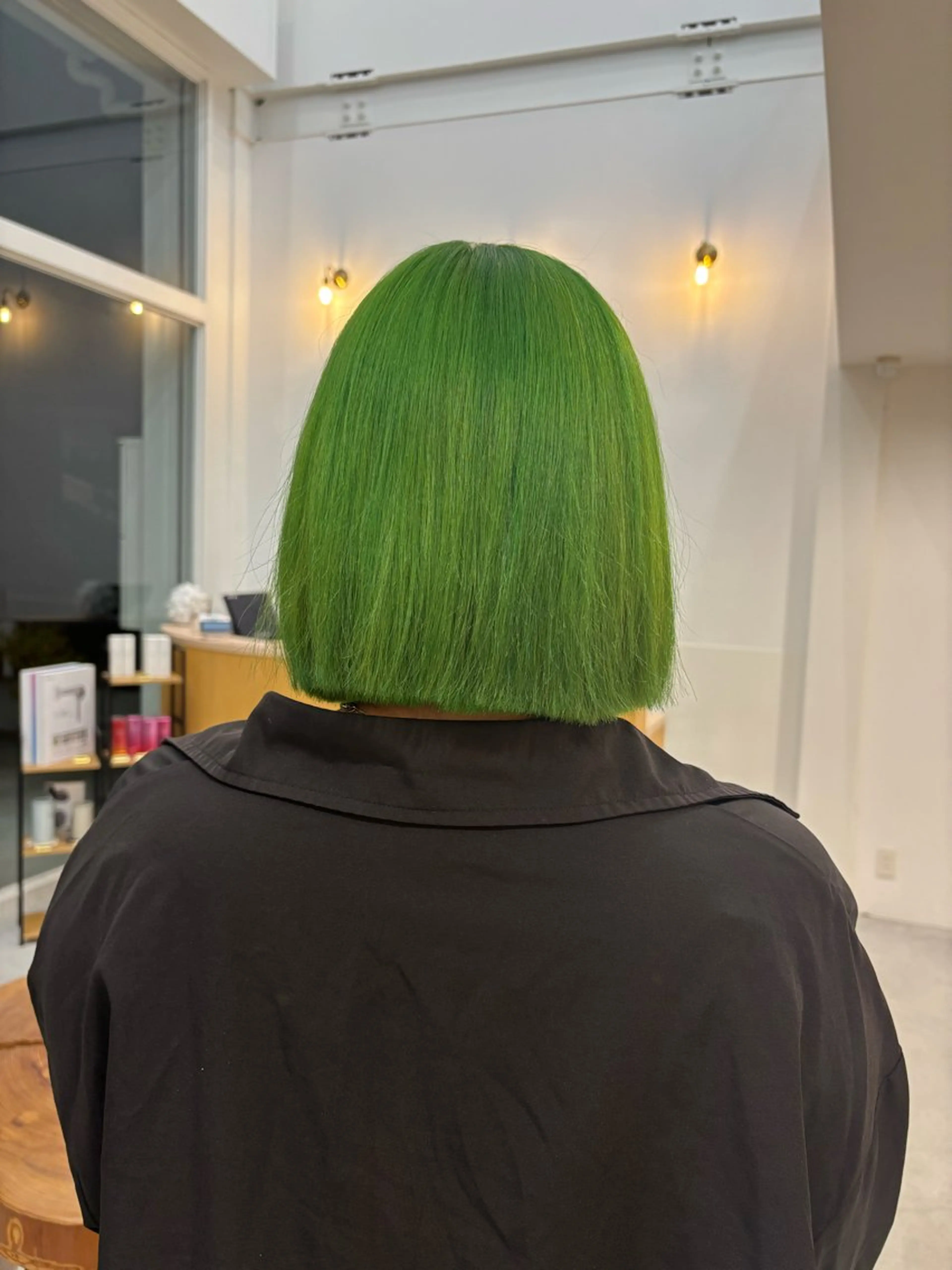 ミディアム カラー ヘアカラー 伊藤 ゆいなのヘアスタイル