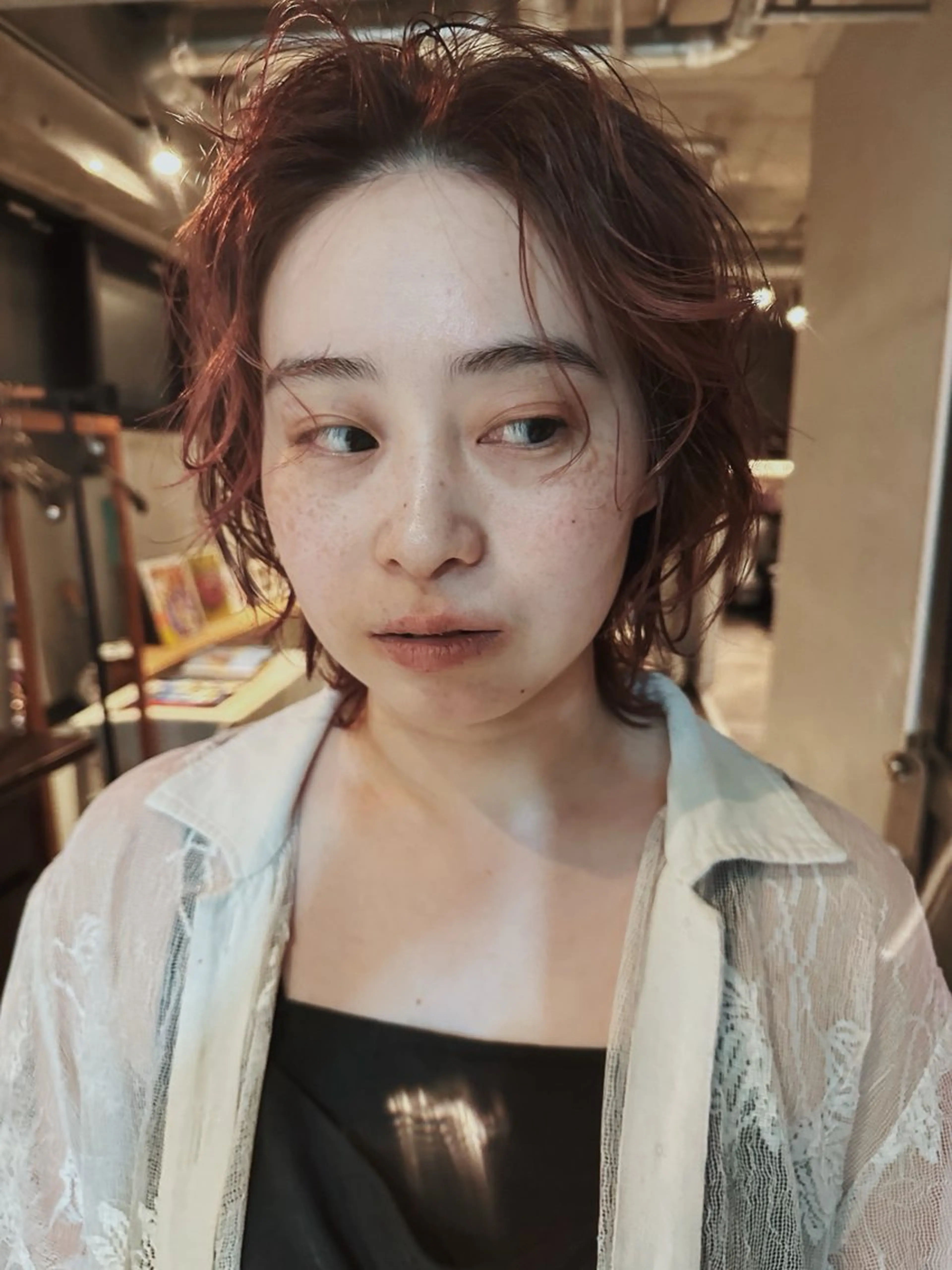 ショート カラー 前野 日奈のヘアスタイル