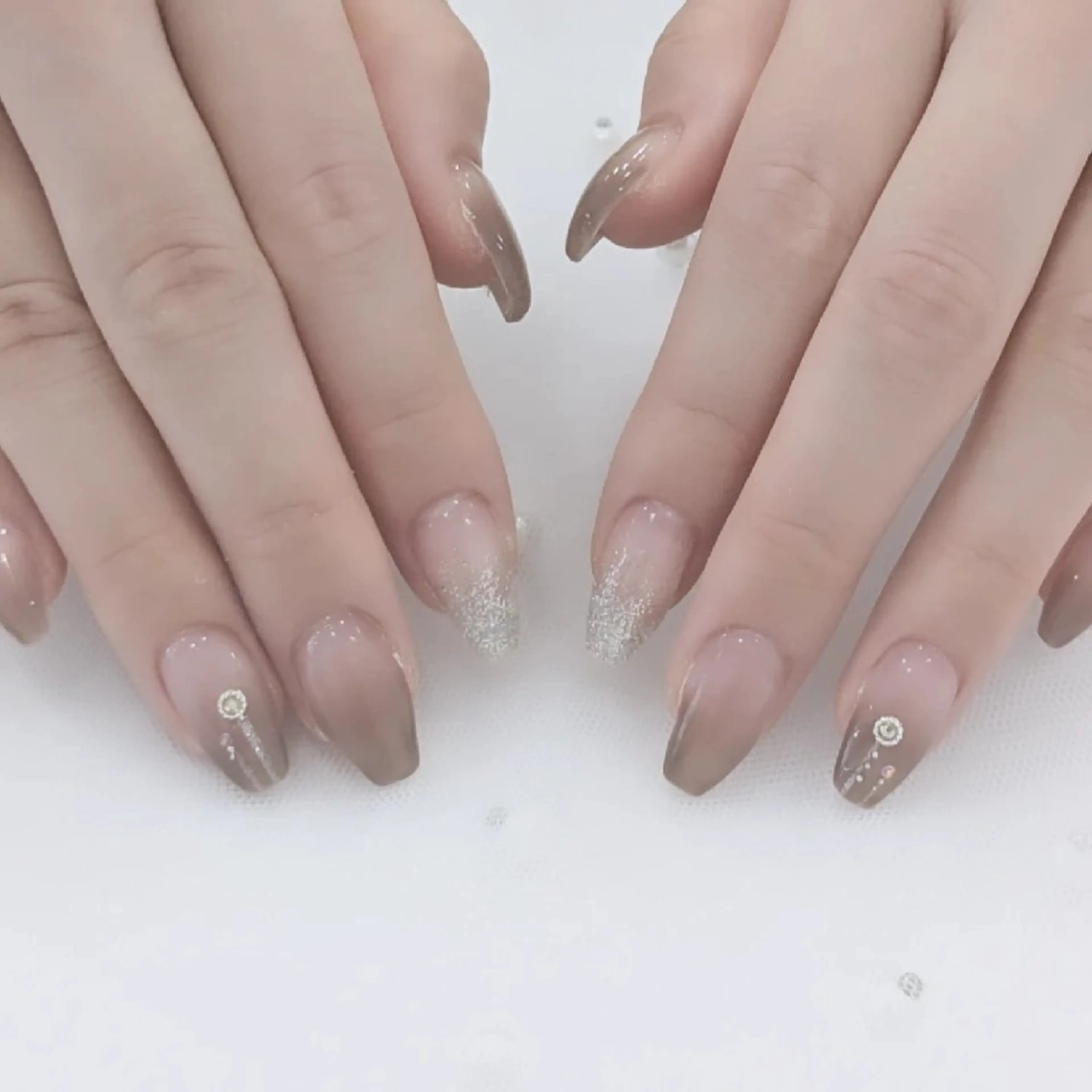 ネイル シンプルネイル Lily nail 船橋 yuki🍒のネイルデザイン