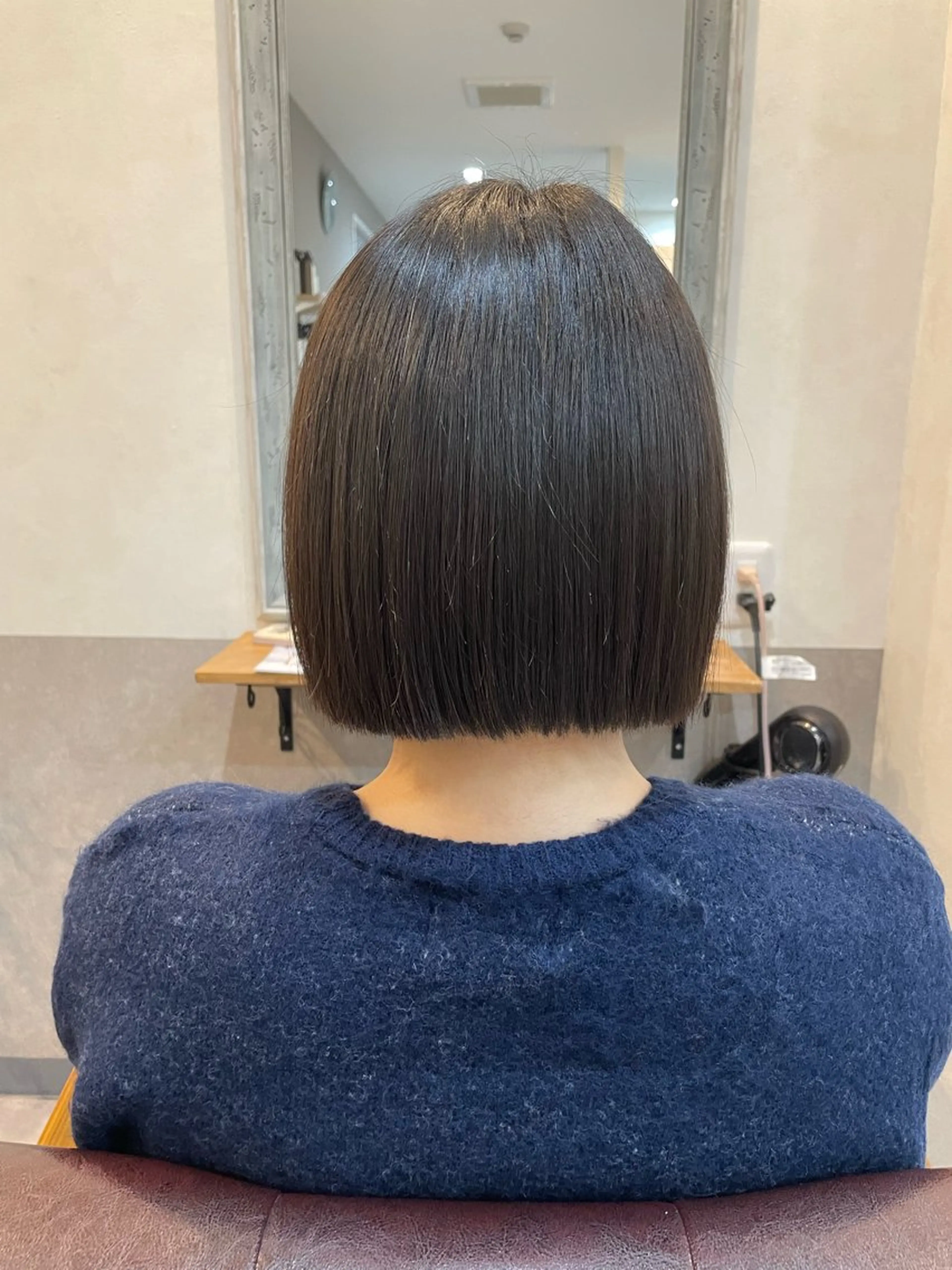 ミディアム 切りっぱなしボブ ボブ カット ヘアケア専門店 Nerine 松戸店所属・近澤 佑香のヘアスタイル