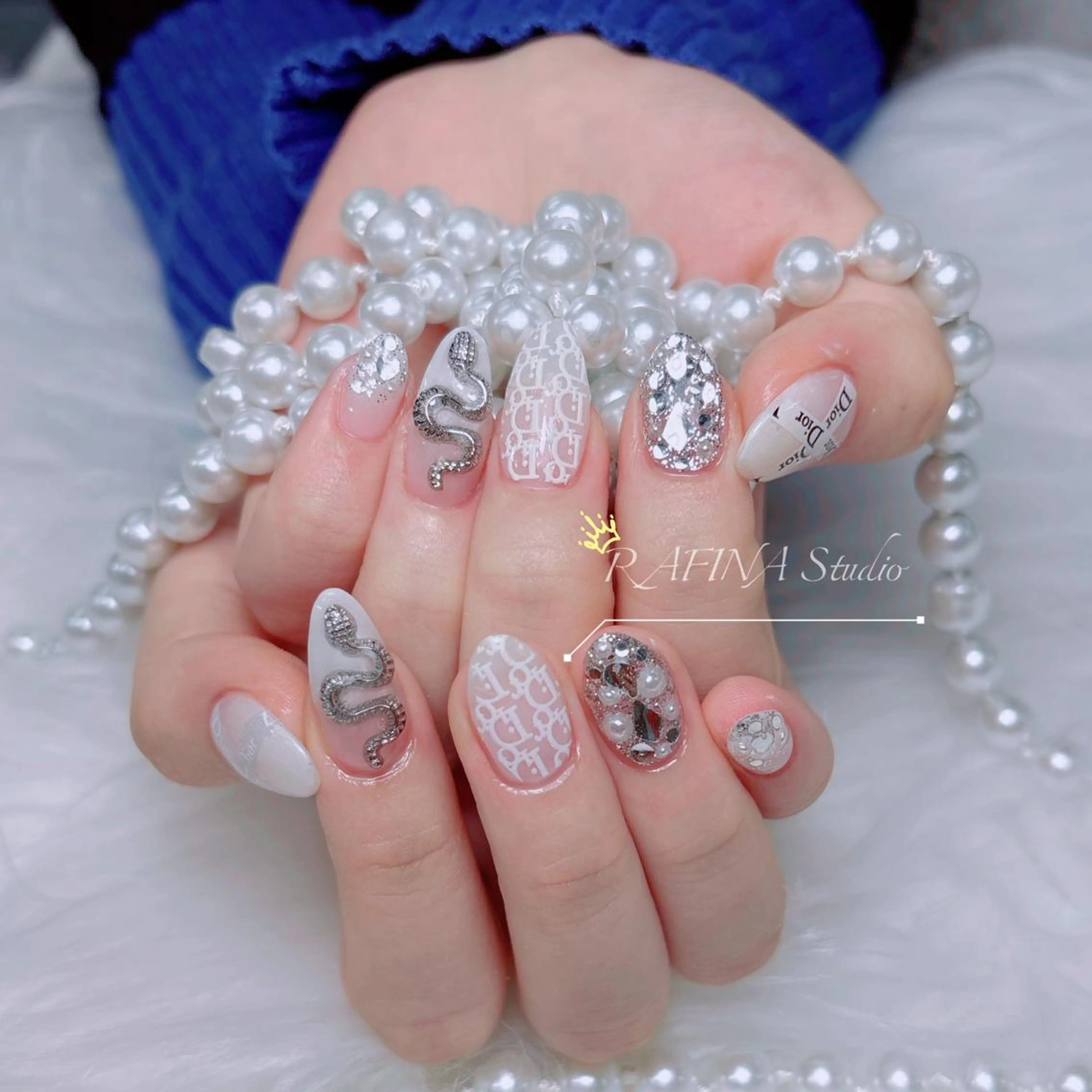 ネイル 桃香 Minaのネイルデザイン