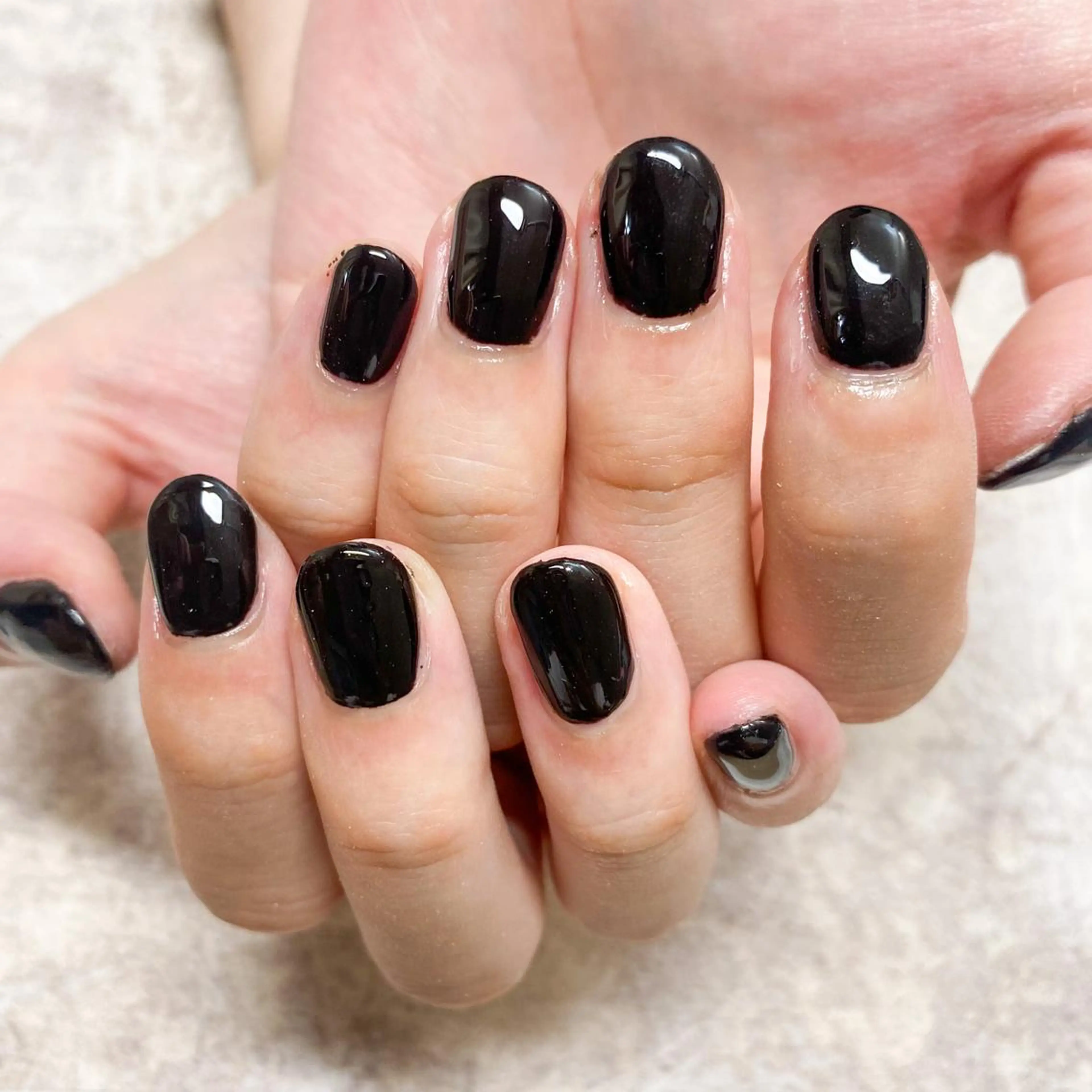 ネイル ハンドネイル ゴテゴテ💙ワンホン リオナのネイルデザイン