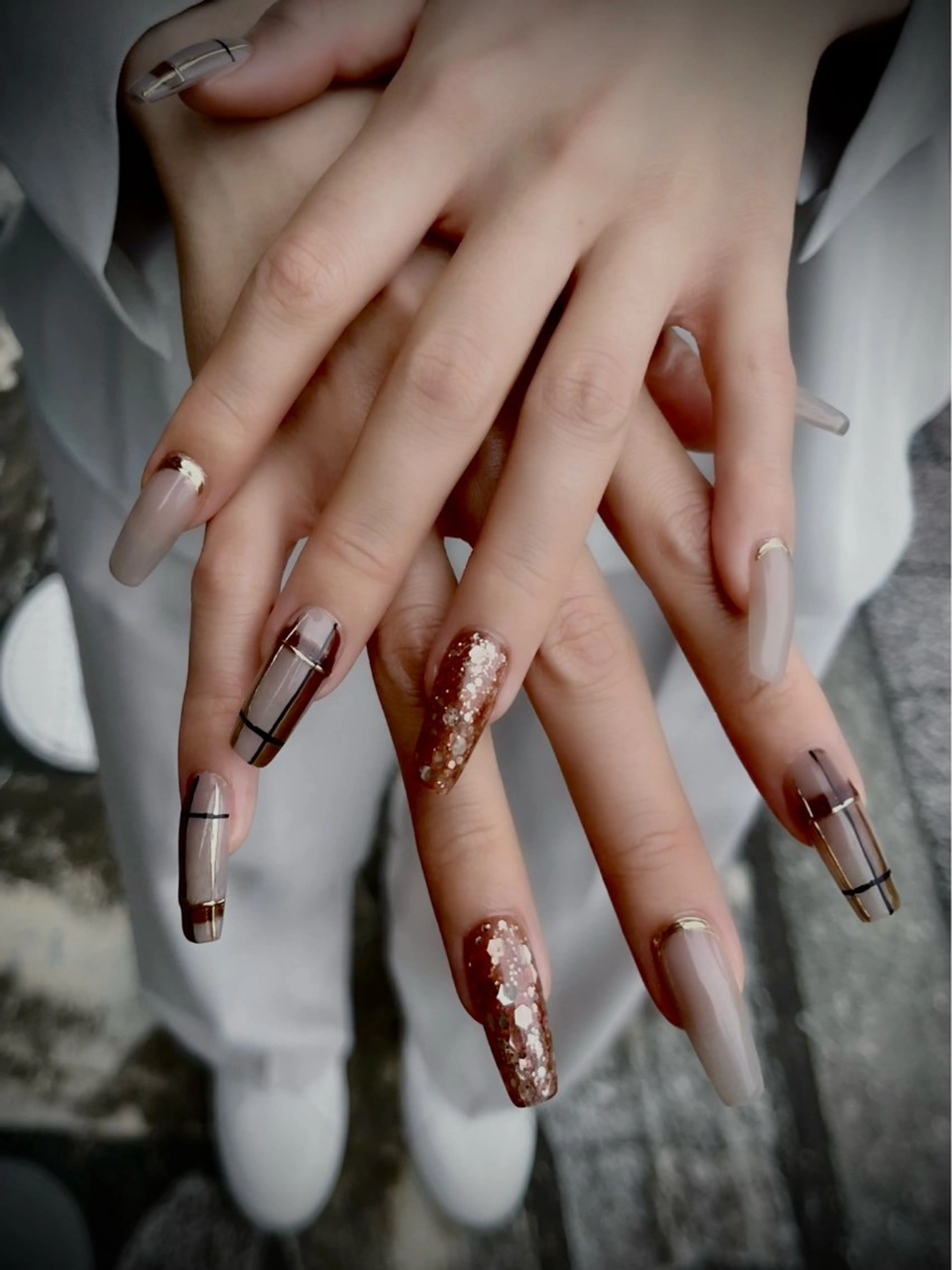 ネイル キラキラネイル マグネットネイル ワンカラーネイル スカルプネイル ワンホンネイル nine.🦋 YUKOのネイルデザイン