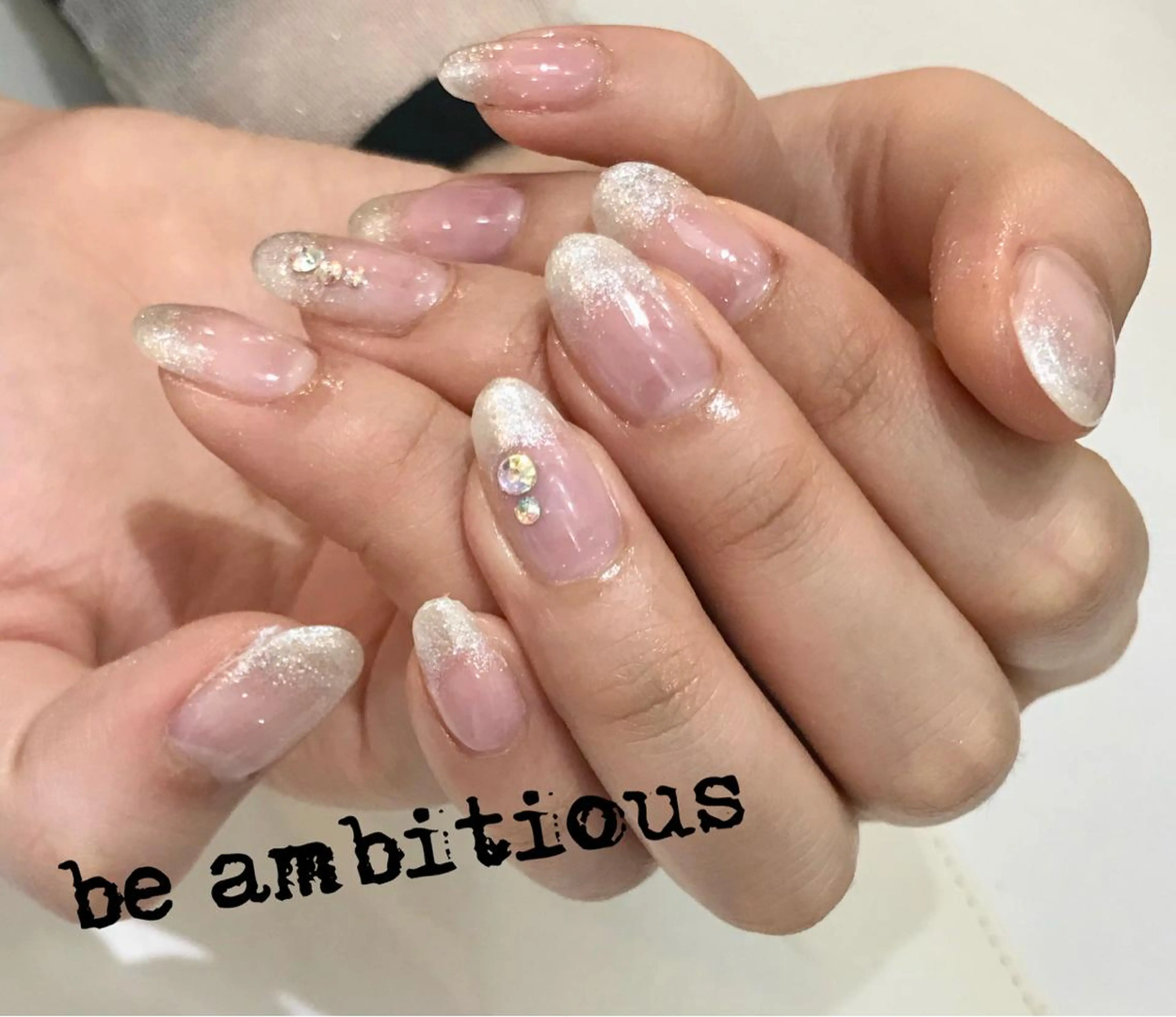 ネイル シンプルネイル EMIKOのネイルデザイン