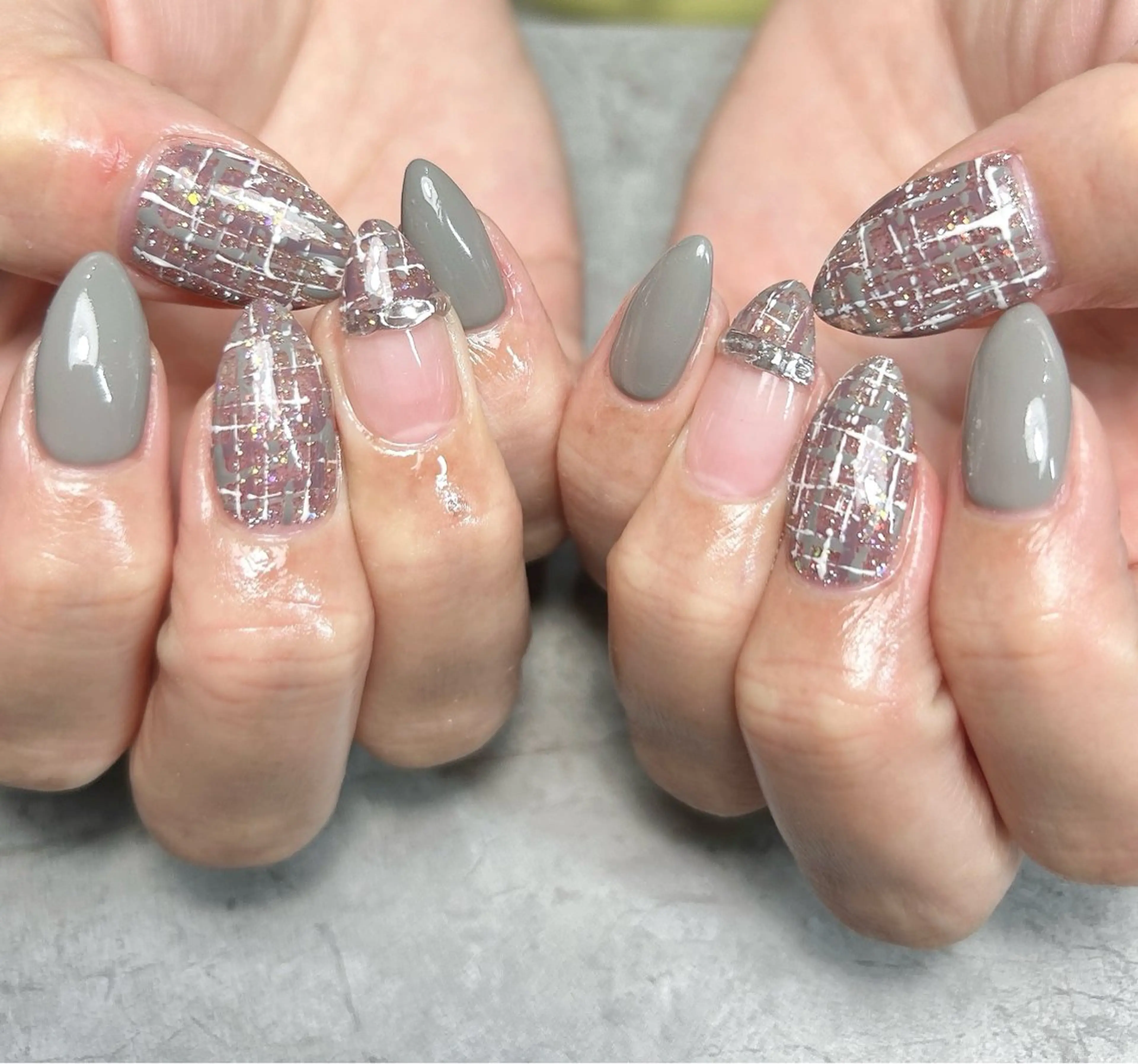 ミディアム ハンドネイル cattleya nailのネイルデザイン